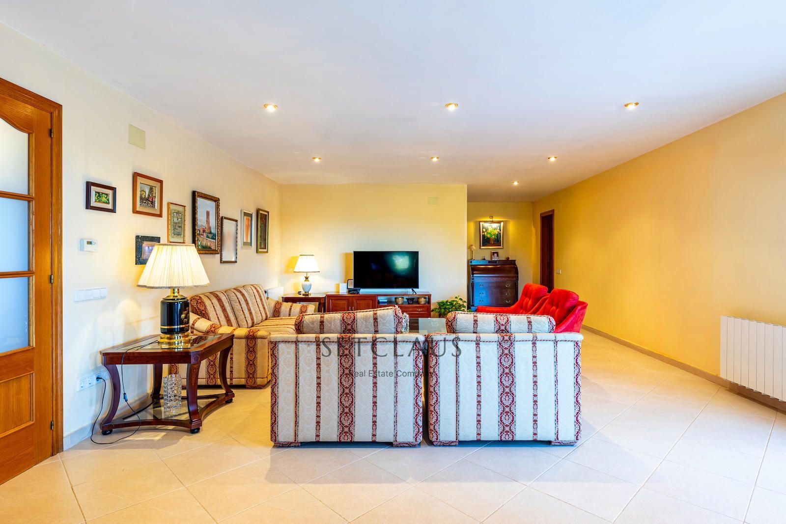 Comprar Chalet independiente en Caldes d’Estrac con piscina y vistas panorámicas a la costa de Barcelona foto 18