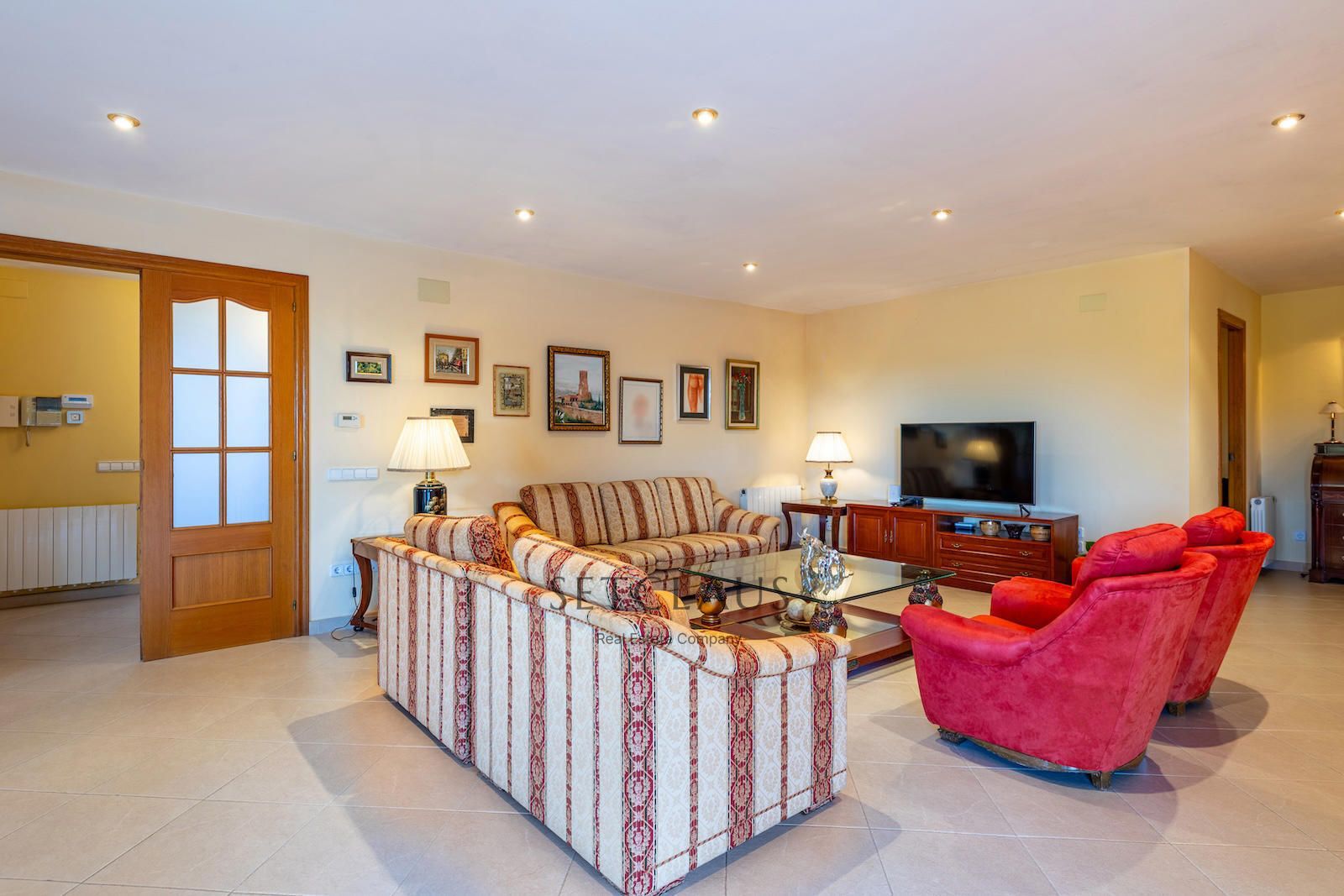 Comprar Chalet independiente en Caldes d’Estrac con piscina y vistas panorámicas a la costa de Barcelona foto 19