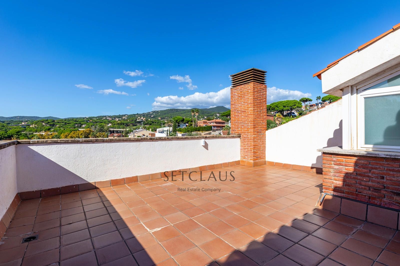 Comprar Chalet independiente en Caldes d’Estrac con piscina y vistas panorámicas a la costa de Barcelona foto 34