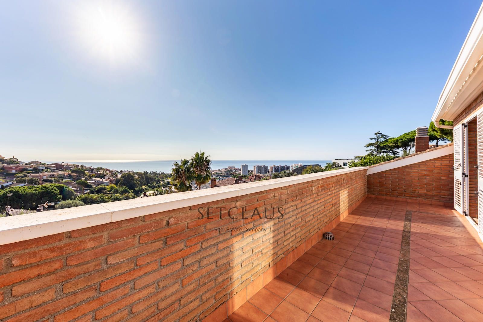 Comprar Teià. Amplio chalet con mucha luz y vistas al mar. foto 38