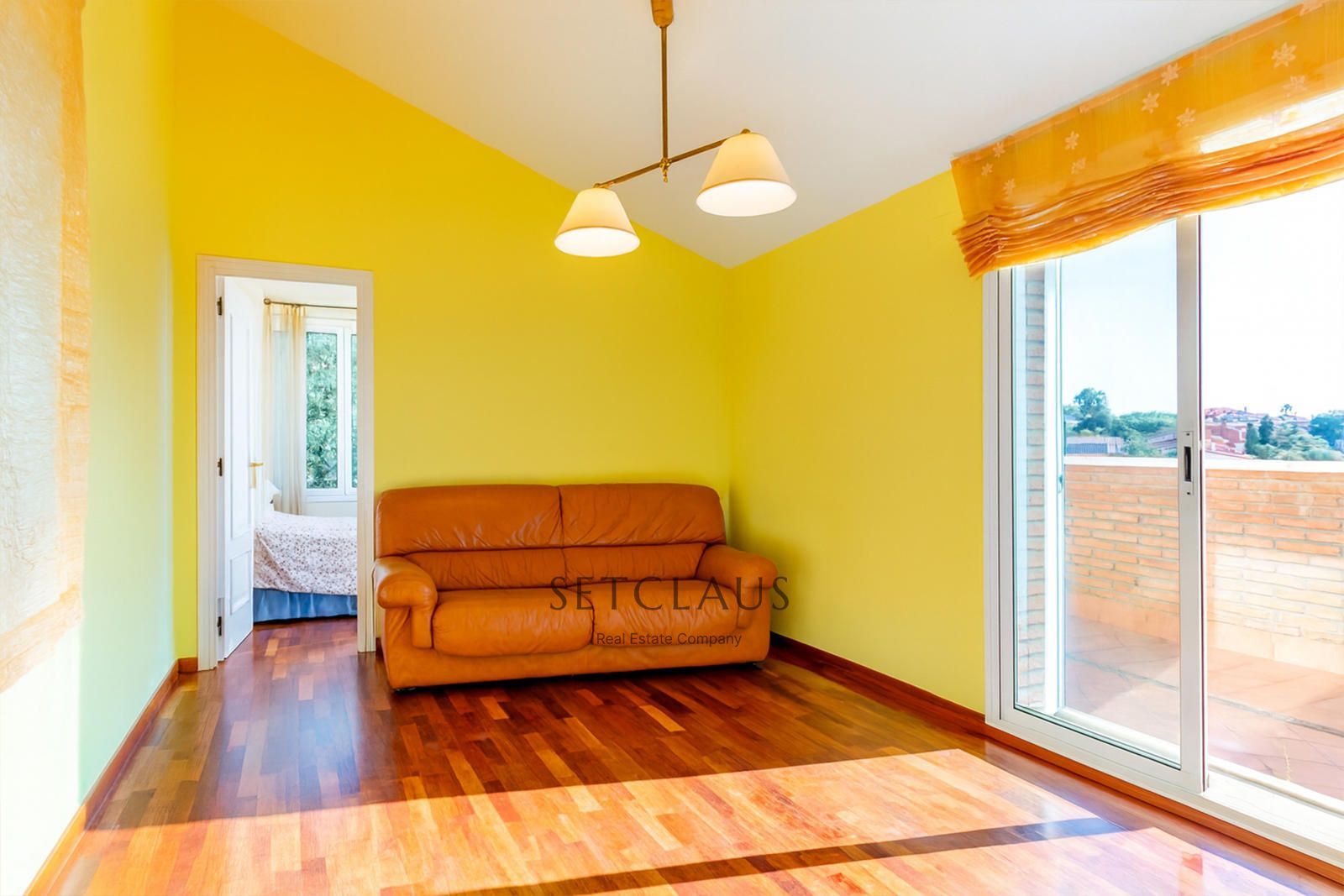 Comprar Teià. Amplio chalet con mucha luz y vistas al mar. foto 53