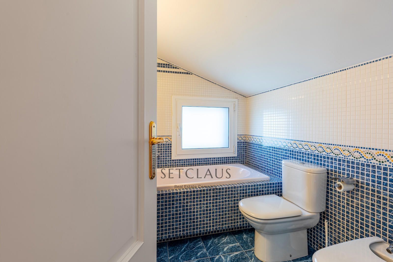 Comprar Teià. Amplio chalet con mucha luz y vistas al mar. foto 58