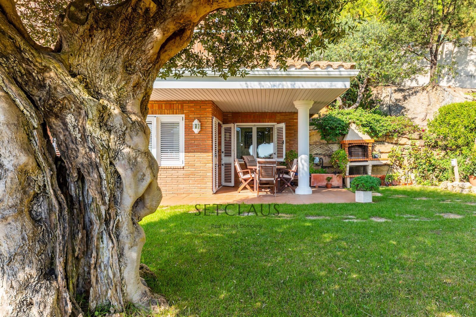 Comprar Teià. Amplio chalet con mucha luz y vistas al mar. foto 5