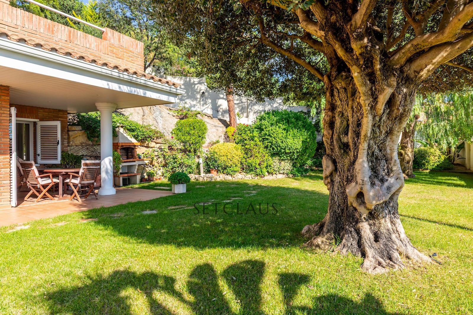 Comprar Teià. Amplio chalet con mucha luz y vistas al mar. foto 8