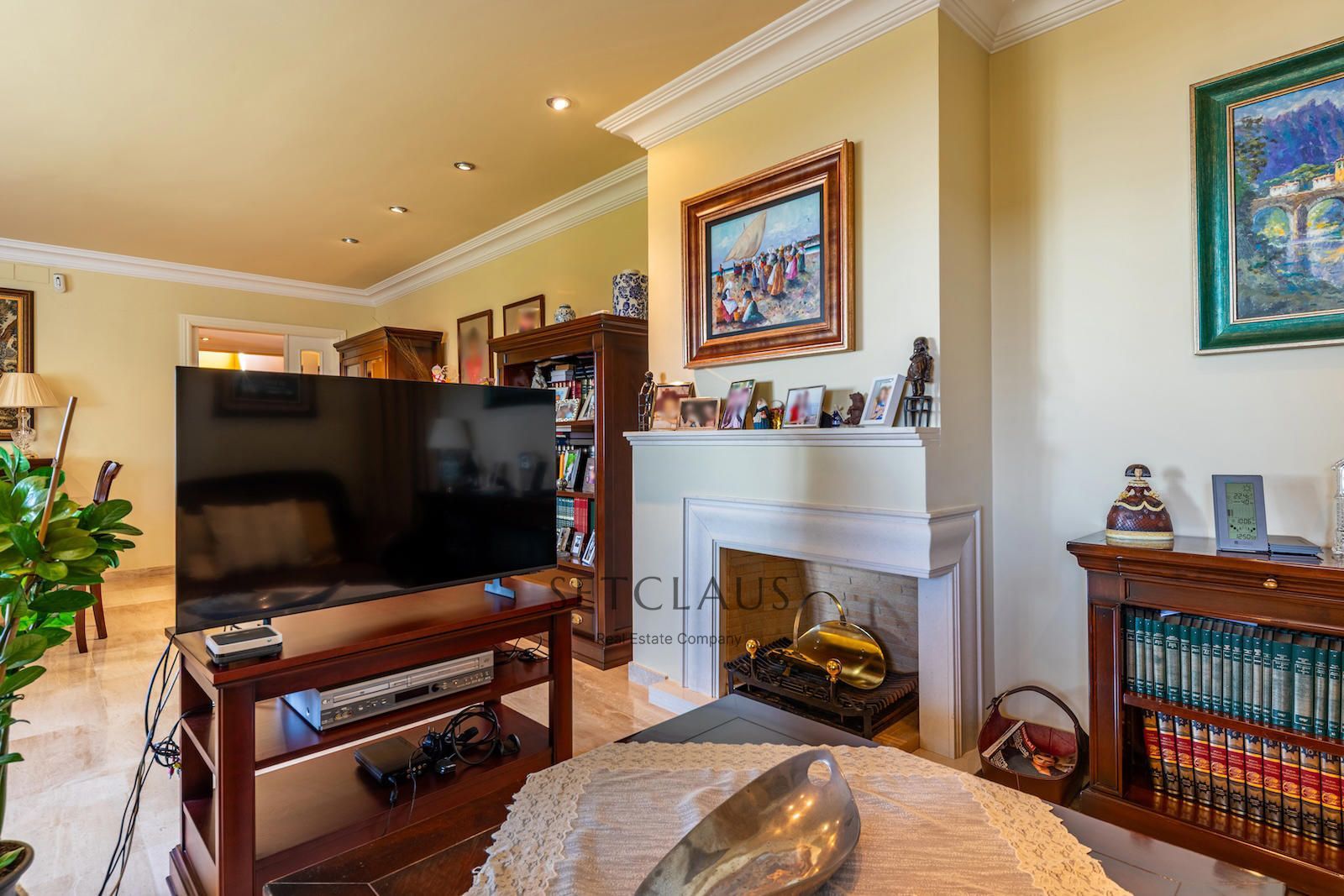 Comprar Teià. Amplio chalet con mucha luz y vistas al mar. foto 19