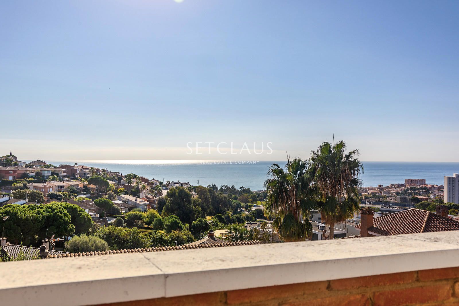 Comprar Amplio chalet con mucha luz y vistas al mar, con 6 habitaciones. foto 38