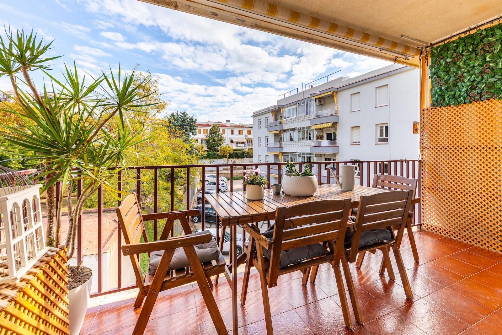 Comprar Ático con terraza de 110 m² y vistas despejadas en El Masnou (Masnou Alt) foto 6