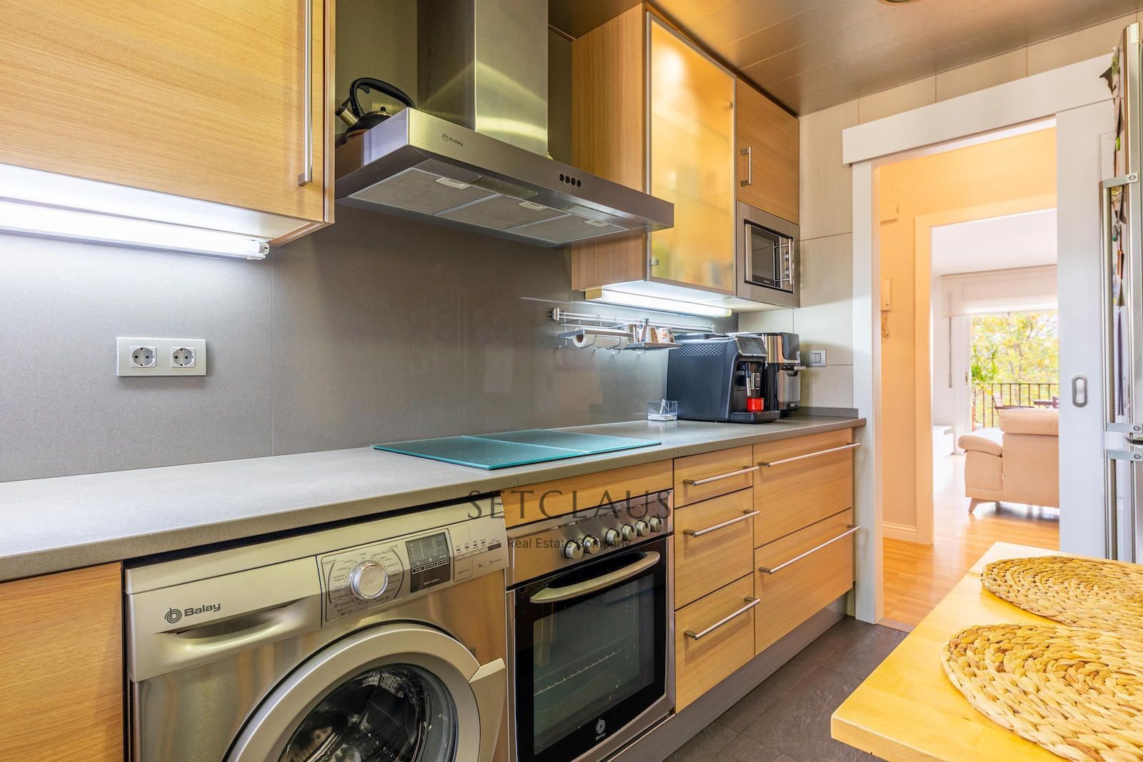 Comprar Ático con terraza de 110 m² y vistas despejadas en El Masnou (Masnou Alt) foto 11