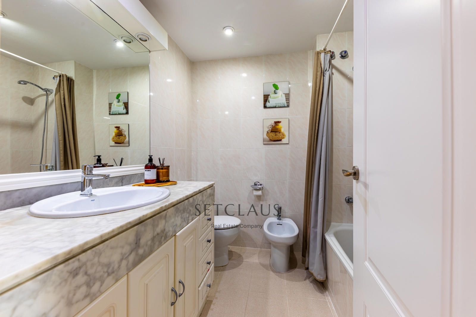 Comprar Ático con terraza de 110 m² y vistas despejadas en El Masnou (Masnou Alt) foto 32