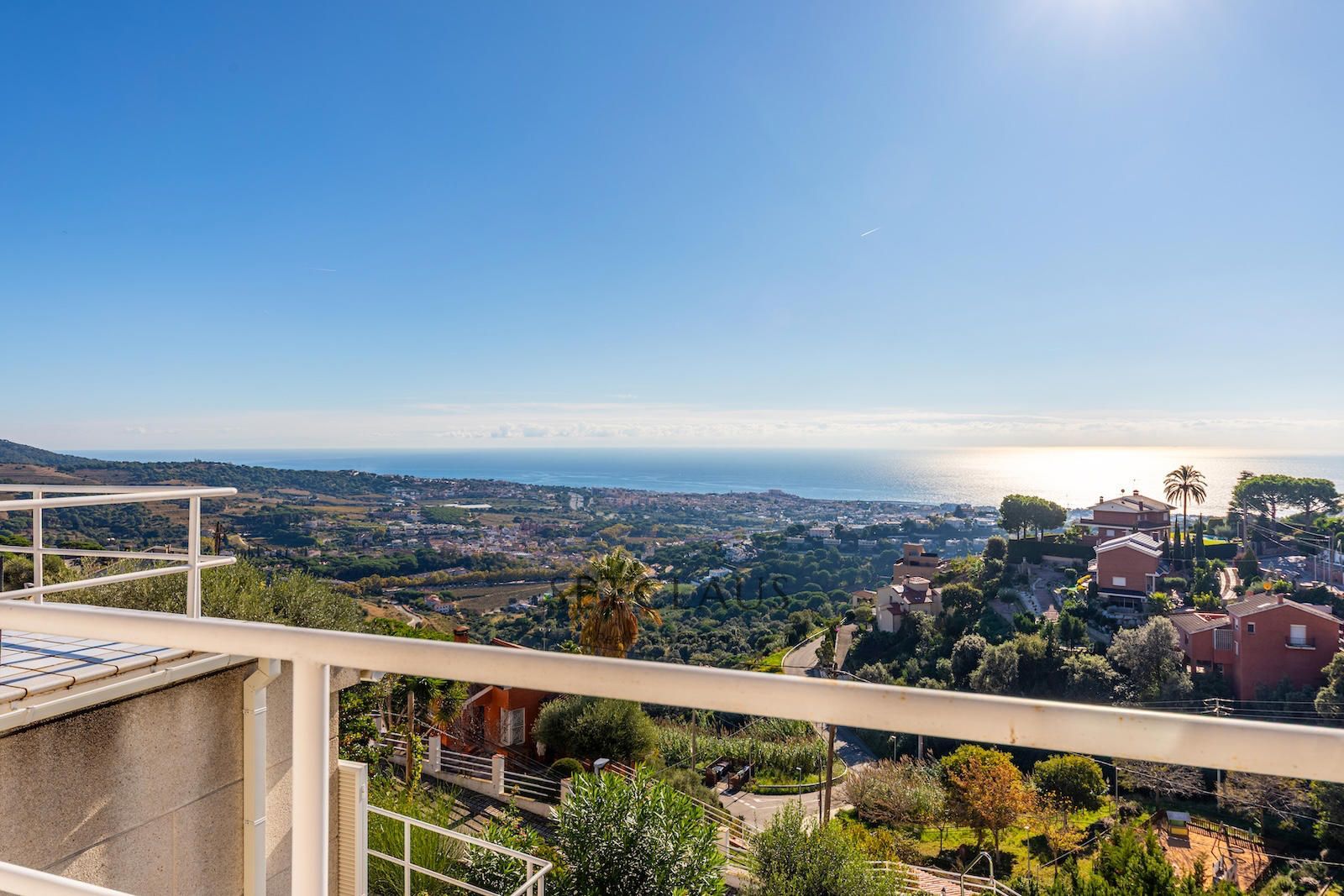 Comprar Casa independiente con piscina y vistas panorámicas (Coma Fosca – Can Comulada) foto 25