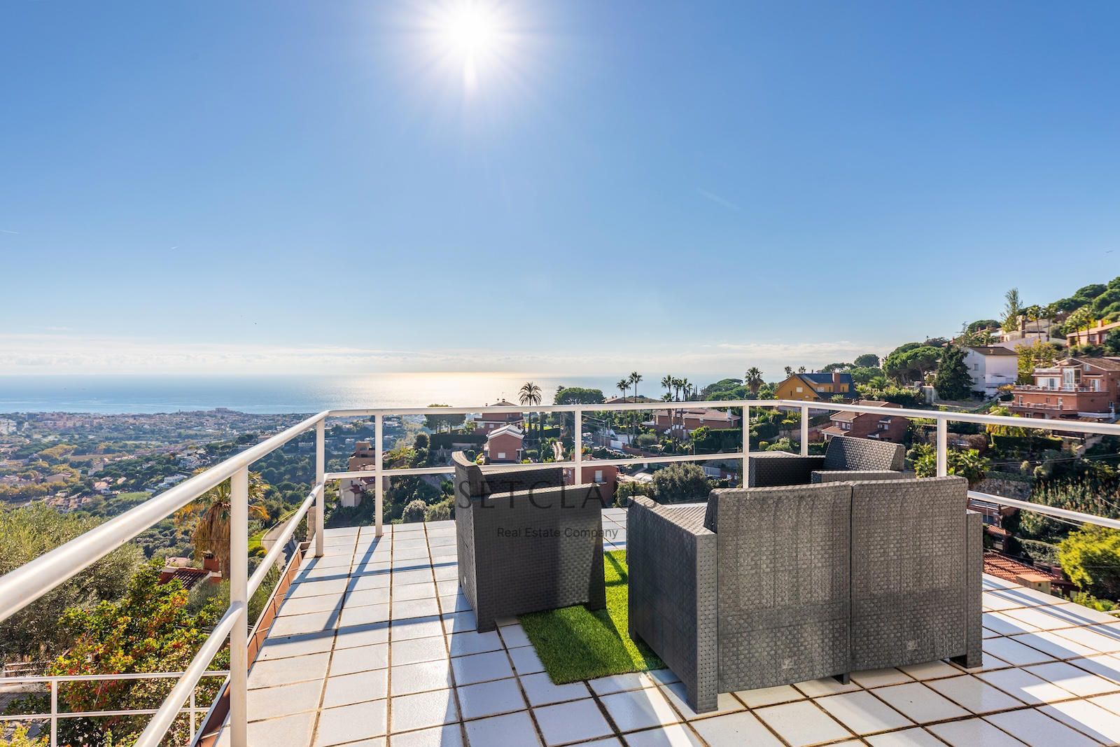 Comprar Casa independiente con piscina y vistas panorámicas (Coma Fosca – Can Comulada) foto 4