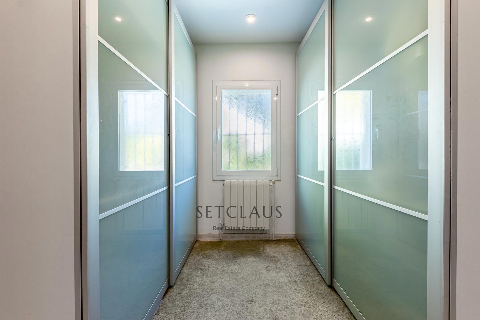 Comprar Casa independiente con piscina y vistas panorámicas (Coma Fosca – Can Comulada) foto 33