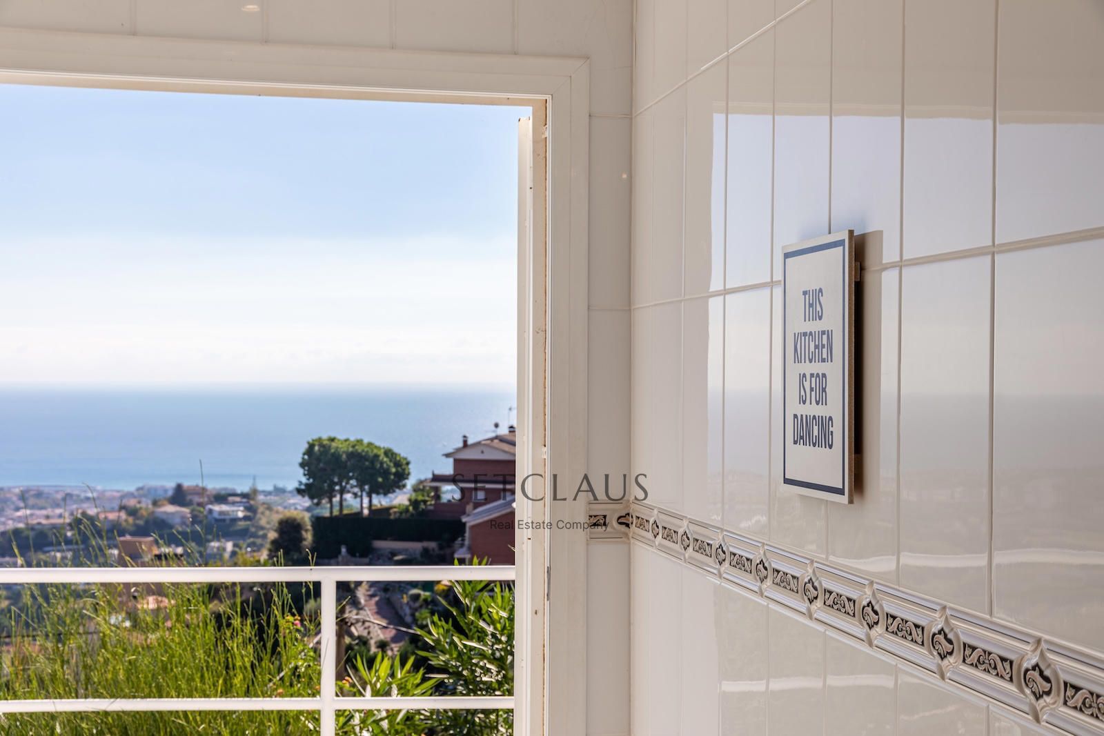 Comprar Casa independiente con piscina y vistas panorámicas (Coma Fosca – Can Comulada) foto 26