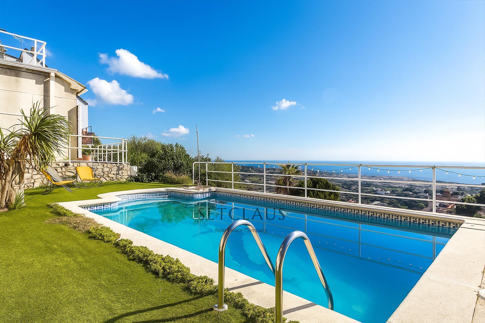 Comprar Casa independiente con piscina y vistas panorámicas (Coma Fosca – Can Comulada) foto 8