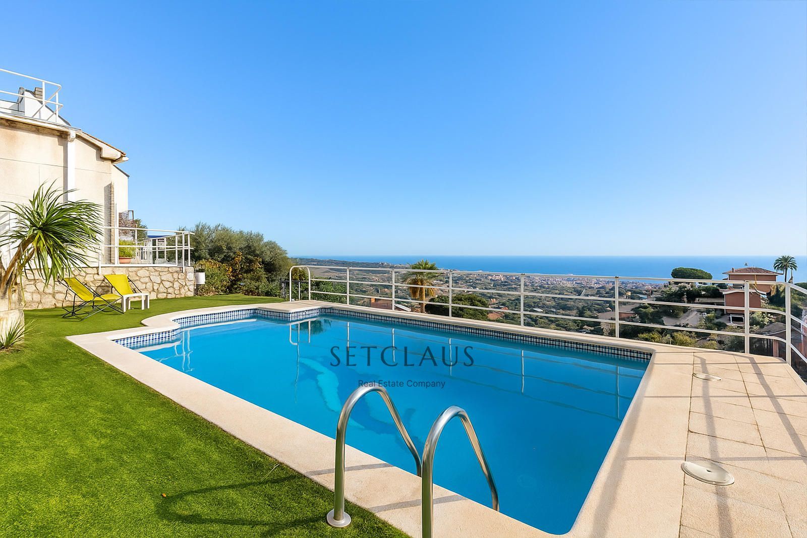 Inmueble Casa independent amb piscina, gran jardí i vistes a Alella (Coma Fosca – Can Comulada) foto 9