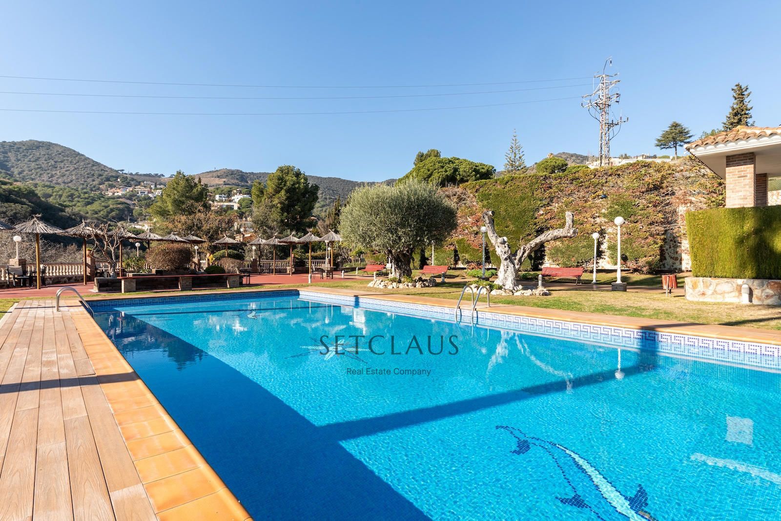 Comprar Casa adosada con zona comunitaria foto 4