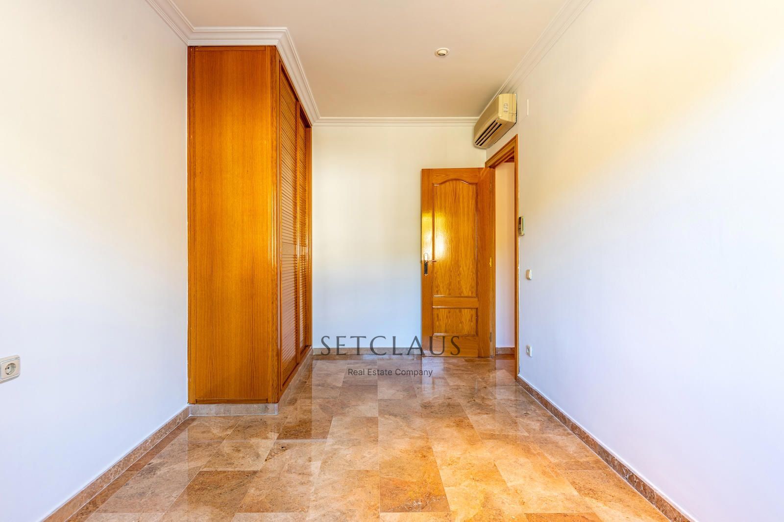 Comprar Casa adosada con zona comunitaria foto 36