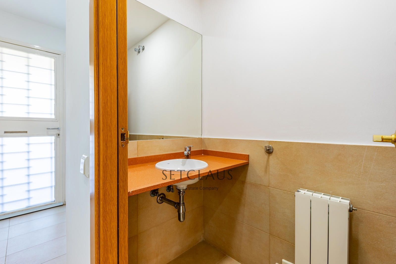 Comprar MONTGAT. Casa adosada amb jardí al Pla de Montgat foto 13