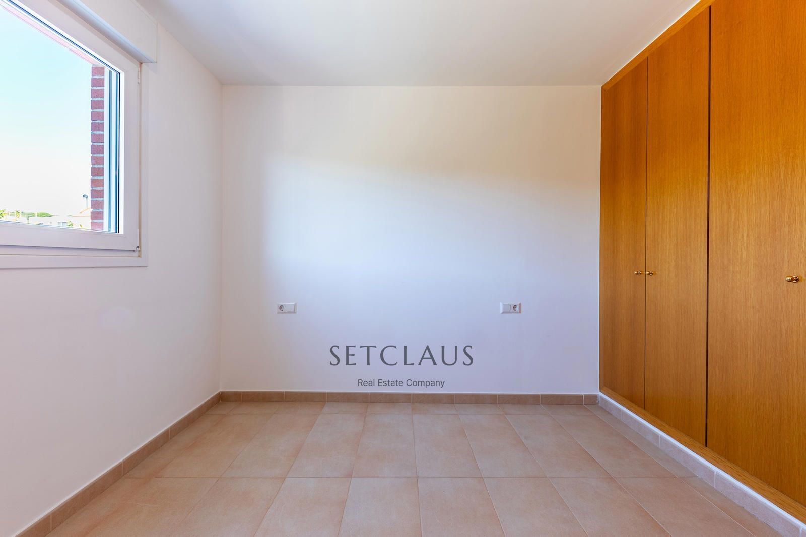 Comprar MONTGAT. Casa adosada amb jardí al Pla de Montgat foto 22