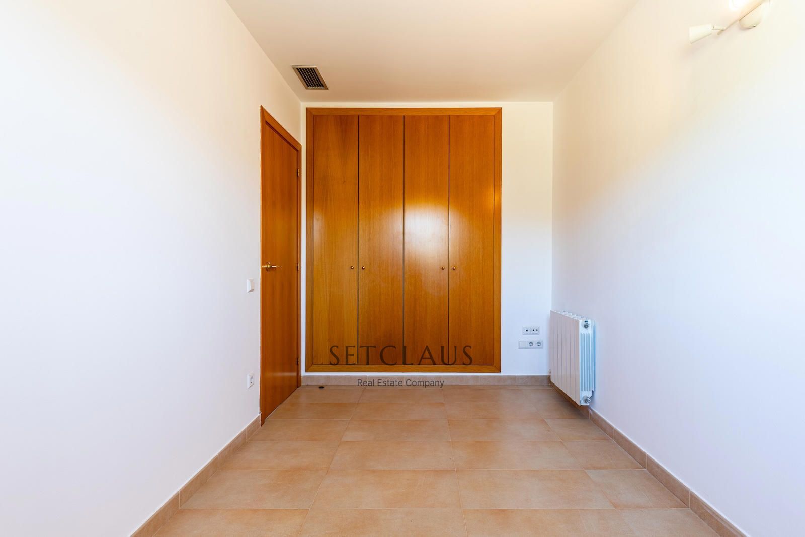 Comprar MONTGAT. Casa adosada amb jardí al Pla de Montgat foto 25