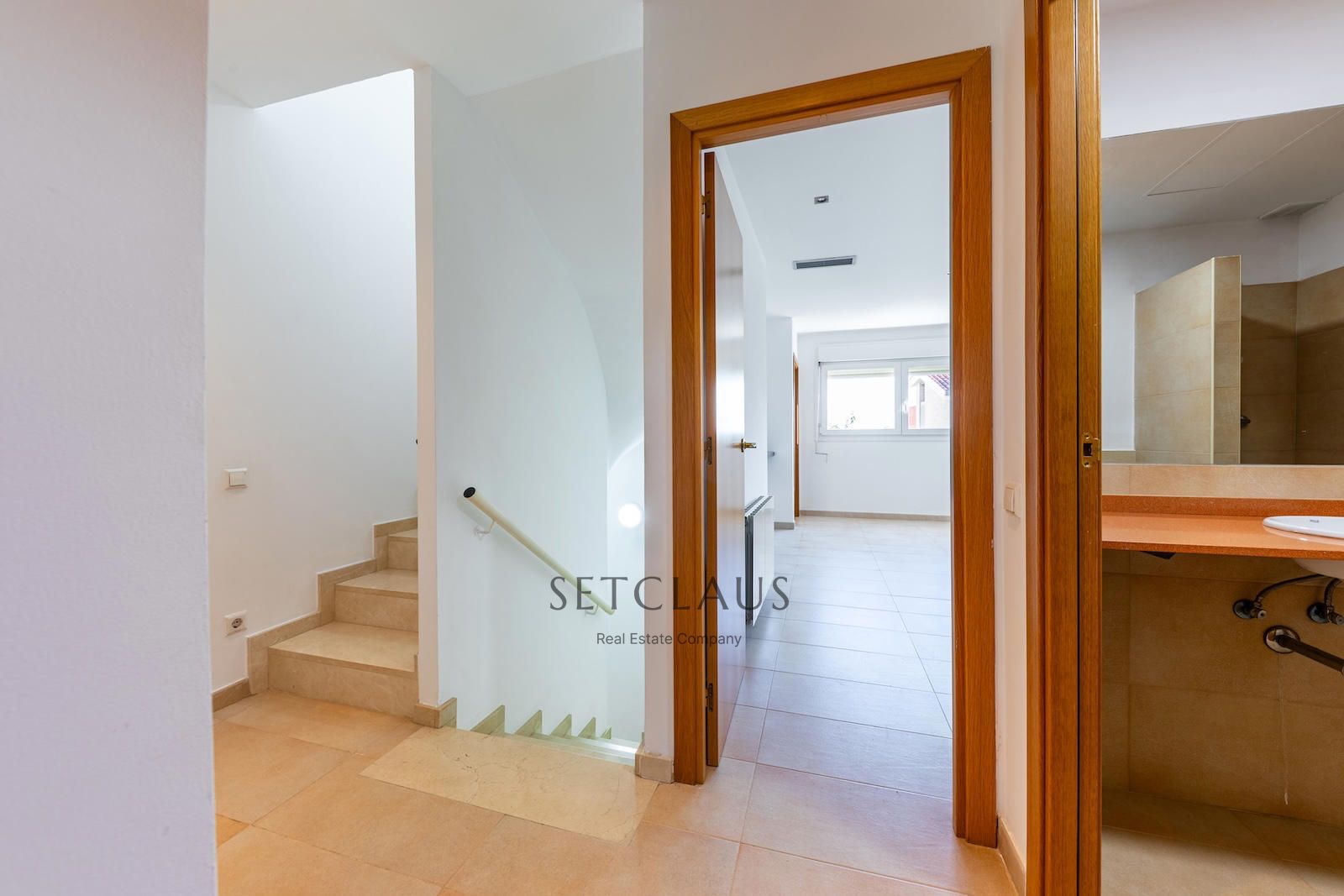 Comprar MONTGAT. Casa adosada amb jardí al Pla de Montgat foto 26