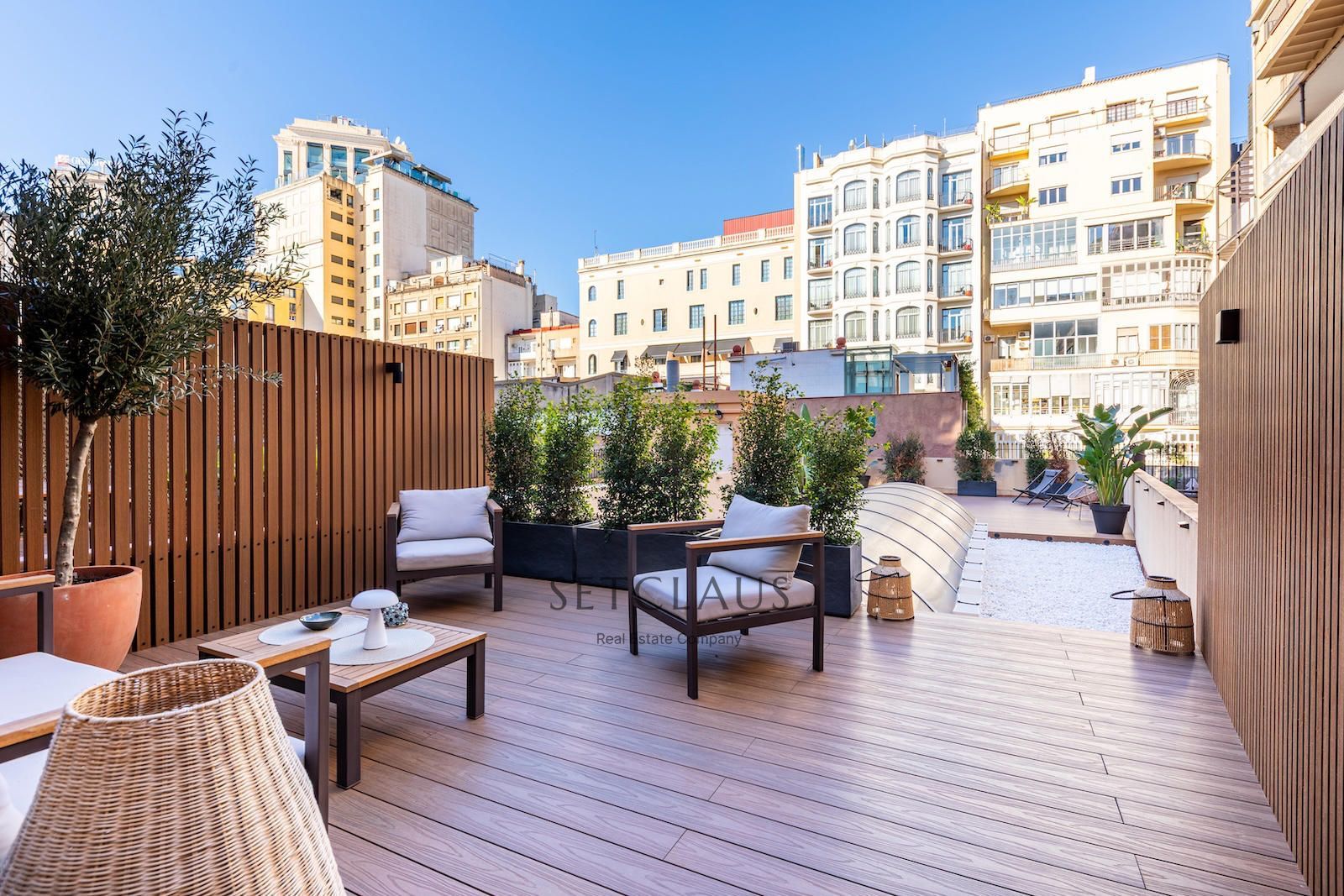 Comprar Principal modernista reformado con gran terraza en pleno Quadrat d’Or (Eixample Derecho) foto 4