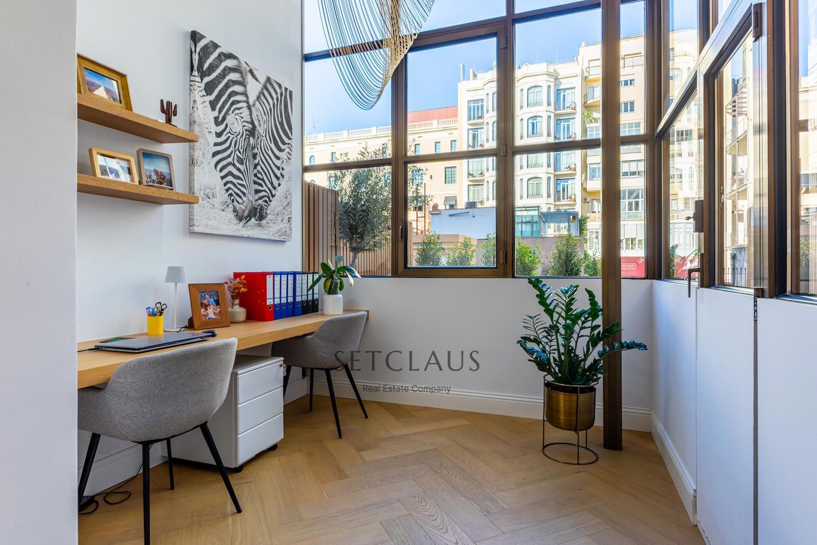 Comprar Principal modernista reformado con gran terraza en pleno Quadrat d’Or (Eixample Derecho) foto 33