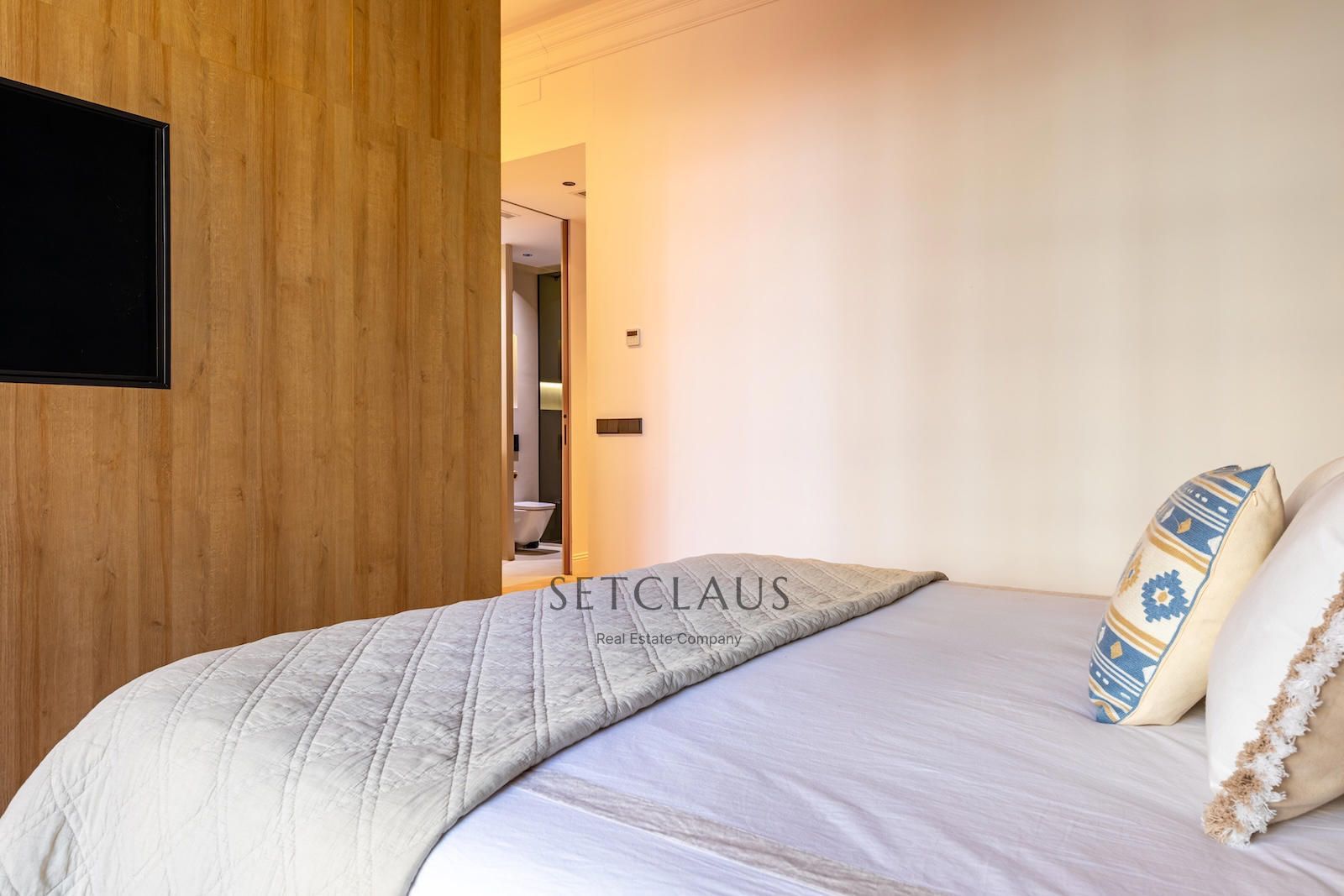 Comprar Principal modernista reformado con gran terraza en pleno Quadrat d’Or (Eixample Derecho) foto 29