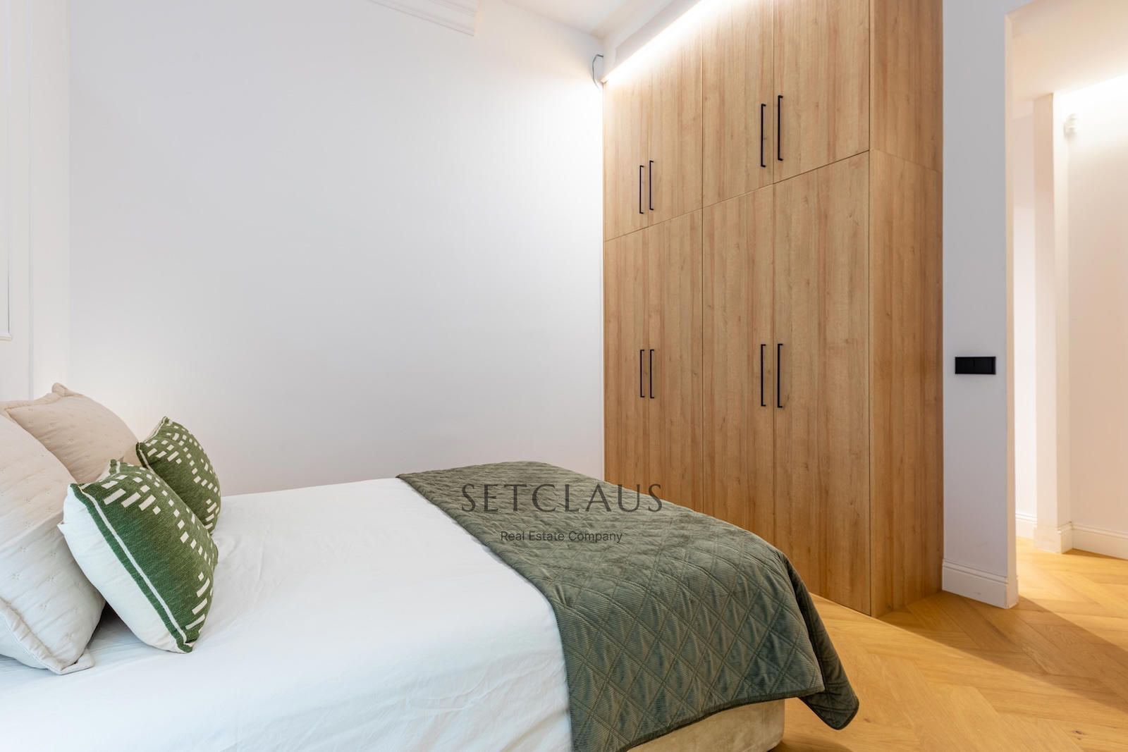 Comprar Principal modernista reformado con gran terraza en pleno Quadrat d’Or (Eixample Derecho) foto 40