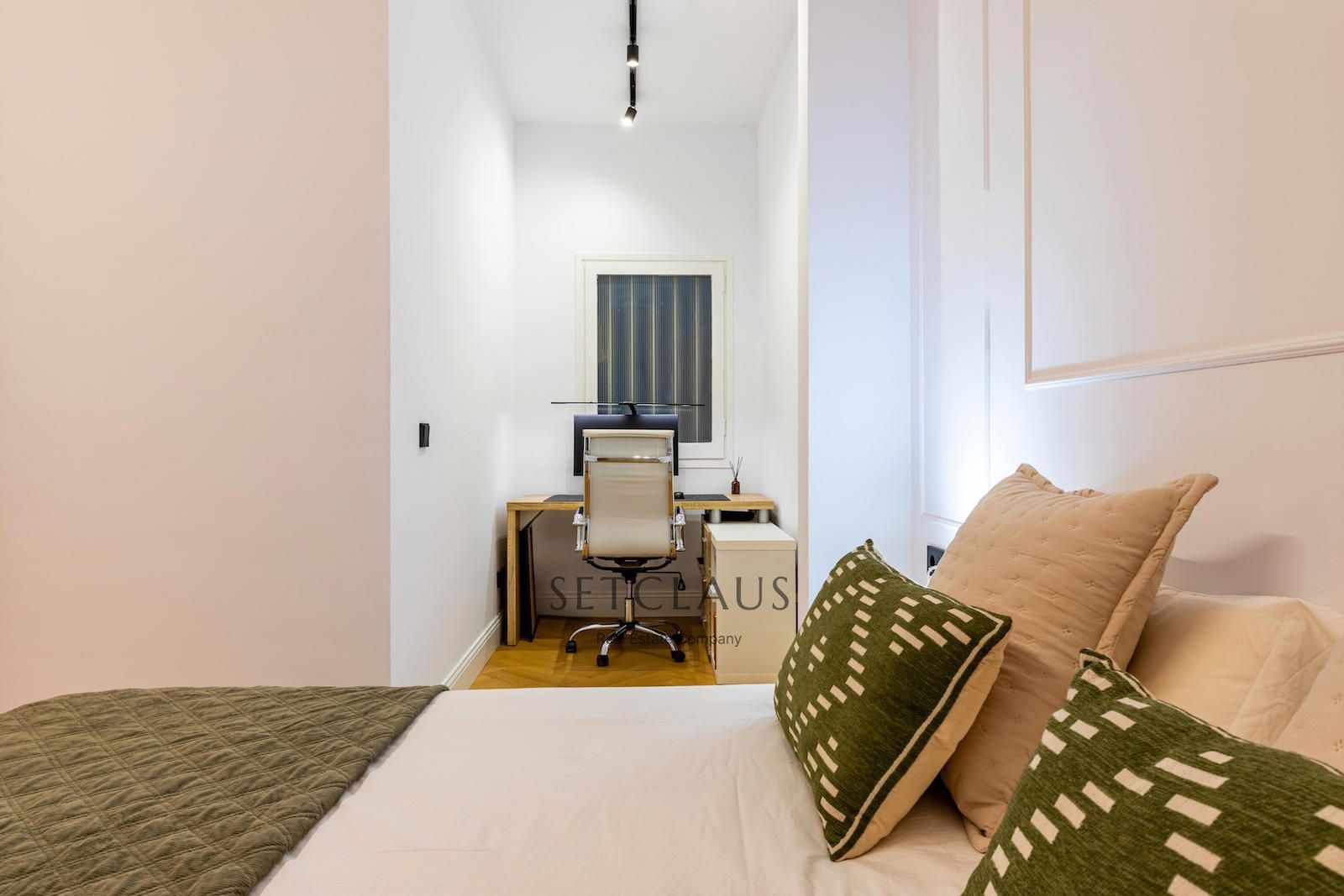 Comprar Principal modernista reformado con gran terraza en pleno Quadrat d’Or (Eixample Derecho) foto 39