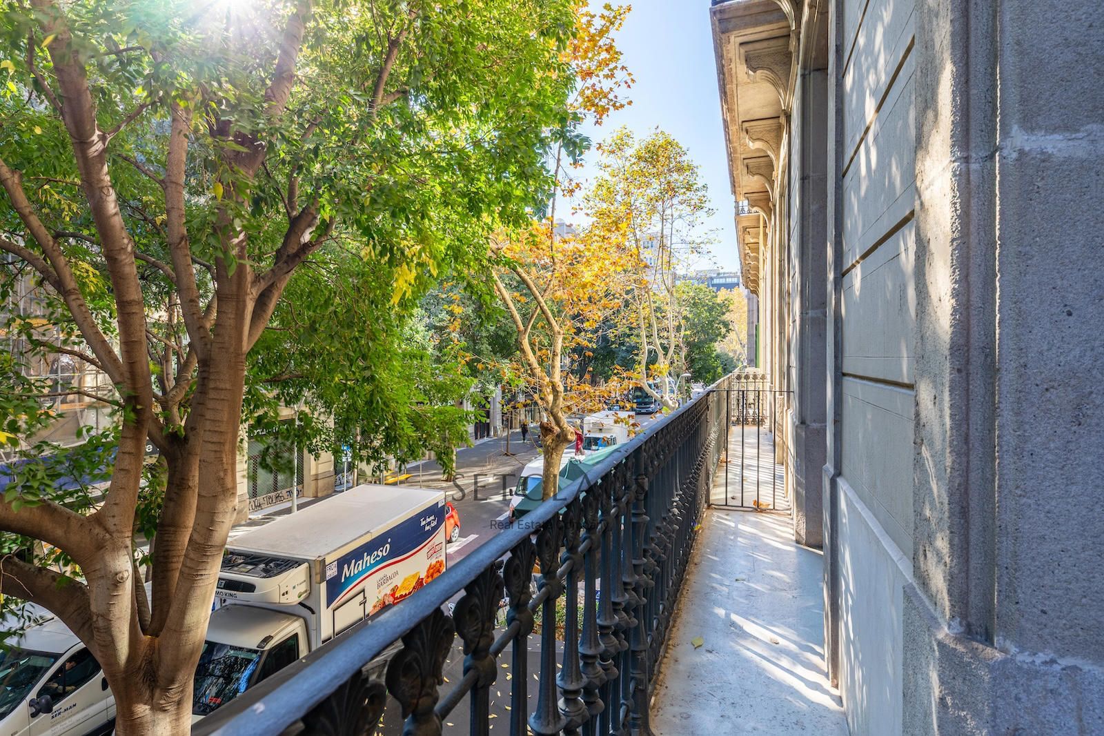 Comprar Principal modernista reformado con gran terraza en pleno Quadrat d’Or (Eixample Derecho) foto 45