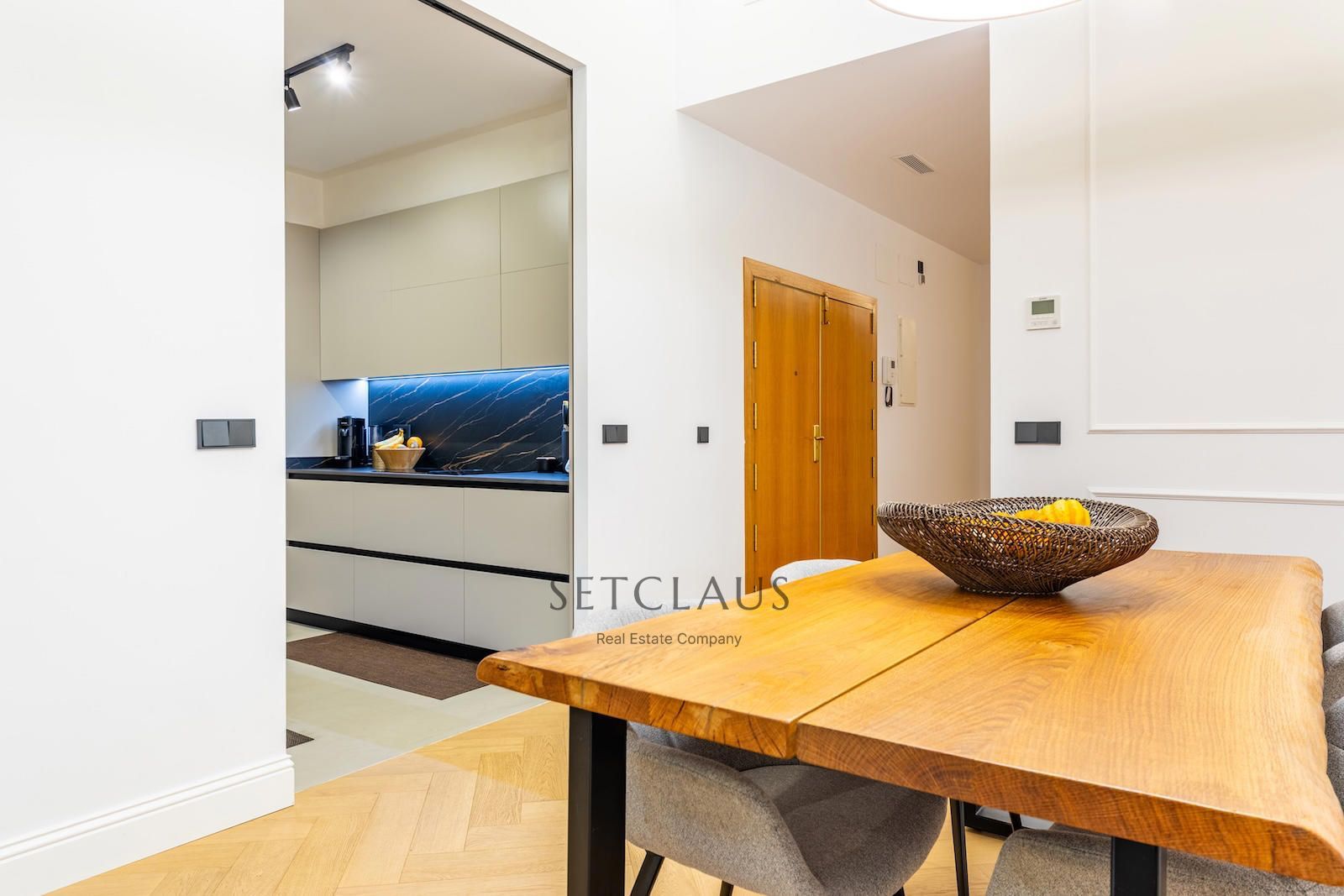 Comprar Principal modernista reformado con gran terraza en pleno Quadrat d’Or (Eixample Derecho) foto 11