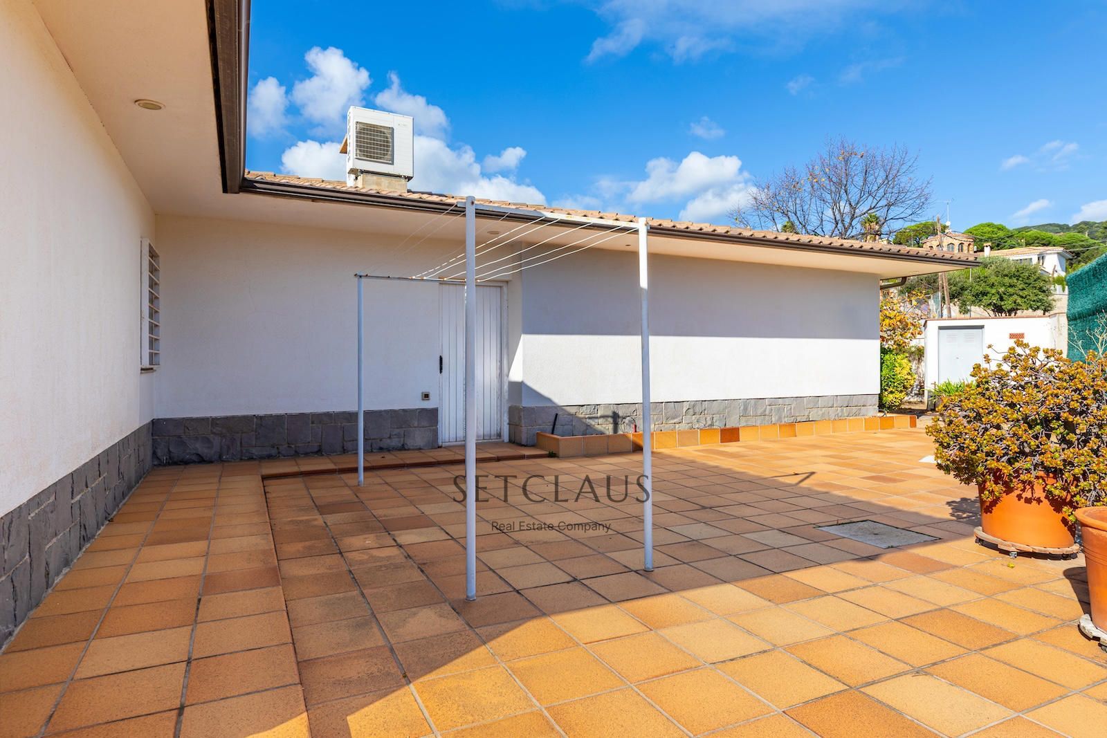 Comprar Casa independent en una sola planta amb jardí, piscina i vistes al mar a Can Bruguera (Mataró) foto 48