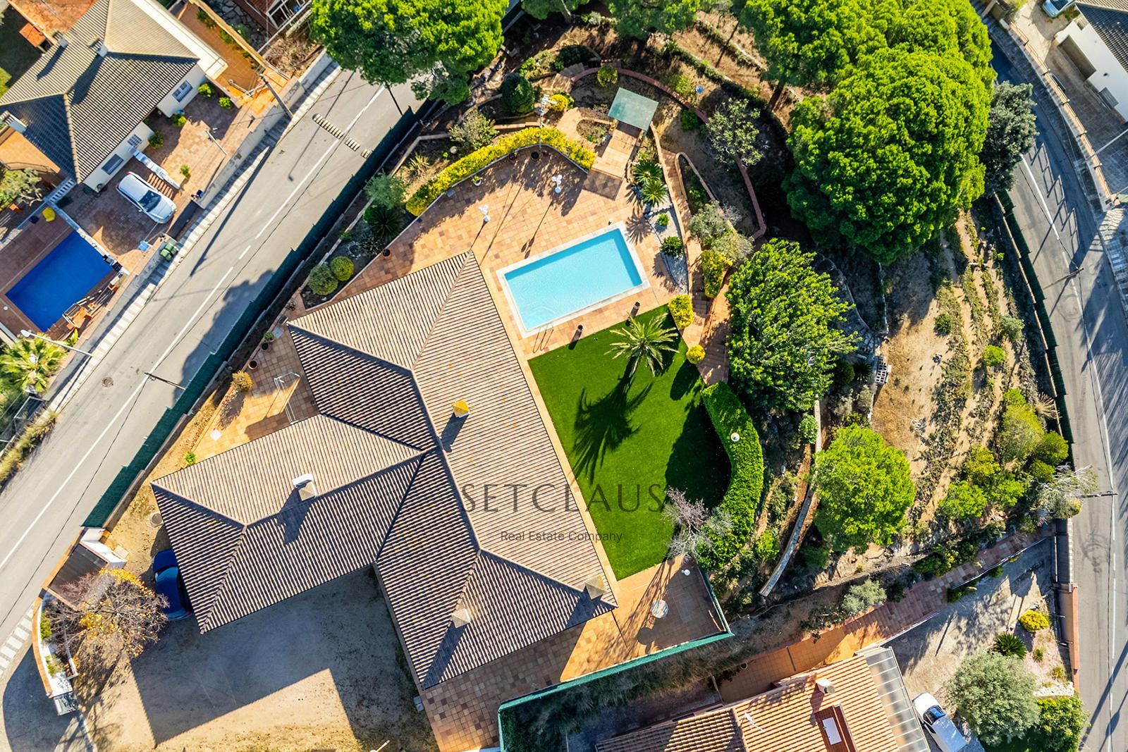 Comprar Casa independent en una sola planta amb jardí, piscina i vistes al mar a Can Bruguera (Mataró) foto 7