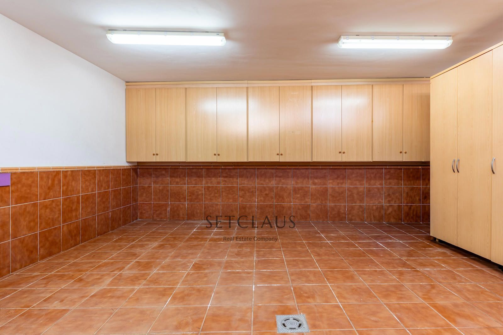 Comprar Chalet independiente con macrosuite, apartamento completo y piscina interior climatizada en Alella centre. foto 78