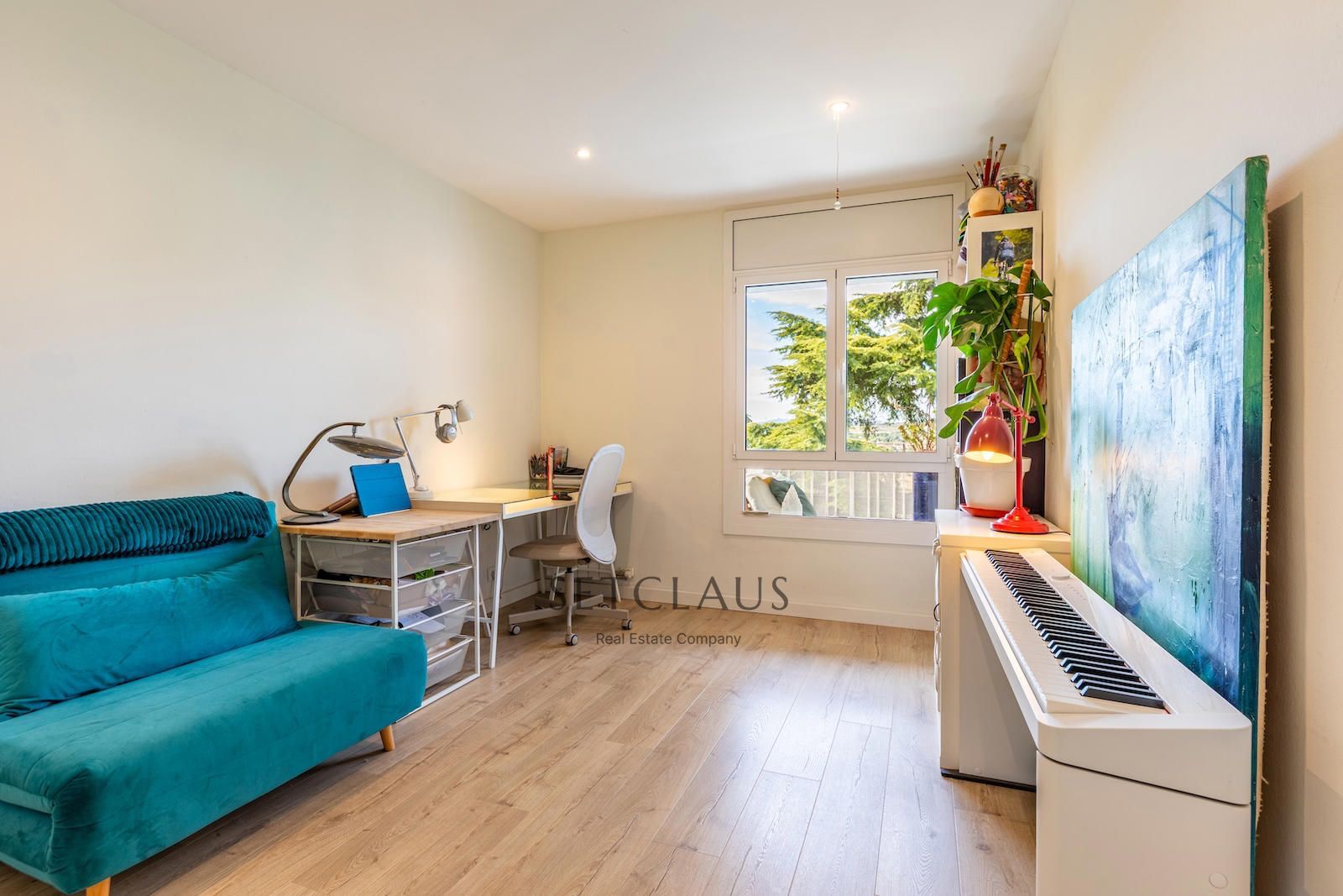 Inmueble Renovated apartment with 3 double bedrooms, unobstructed views, communal area and garage foto 20