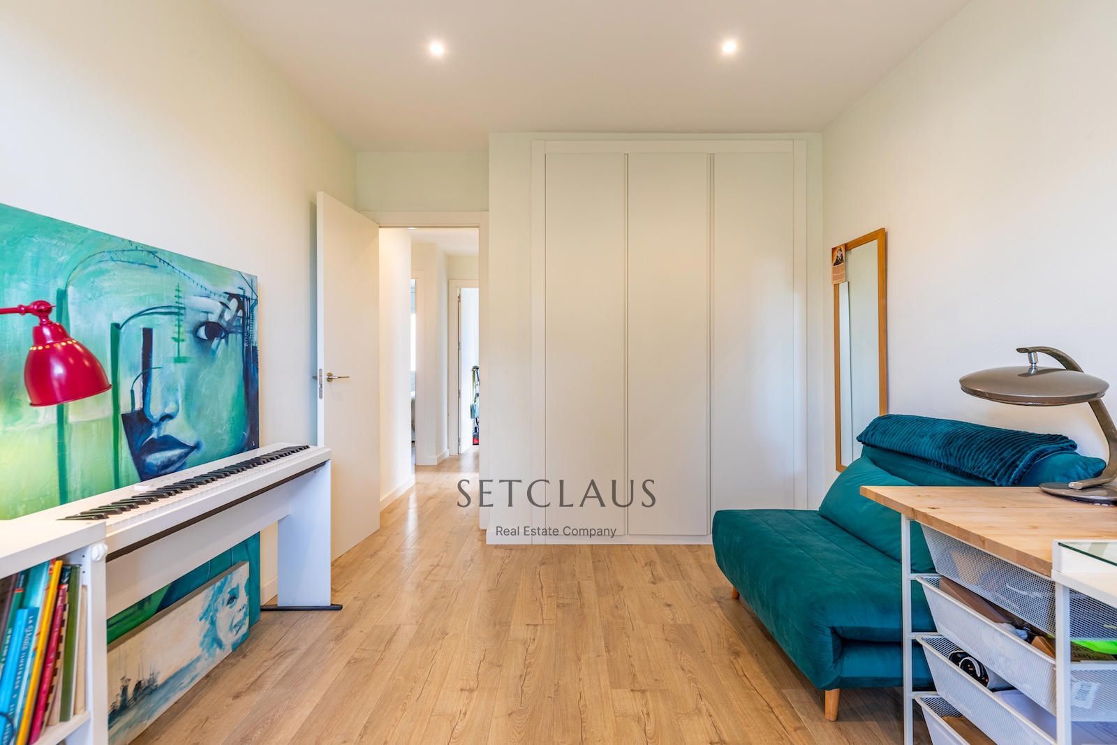 Inmueble Renovated apartment with 3 double bedrooms, unobstructed views, communal area and garage foto 21