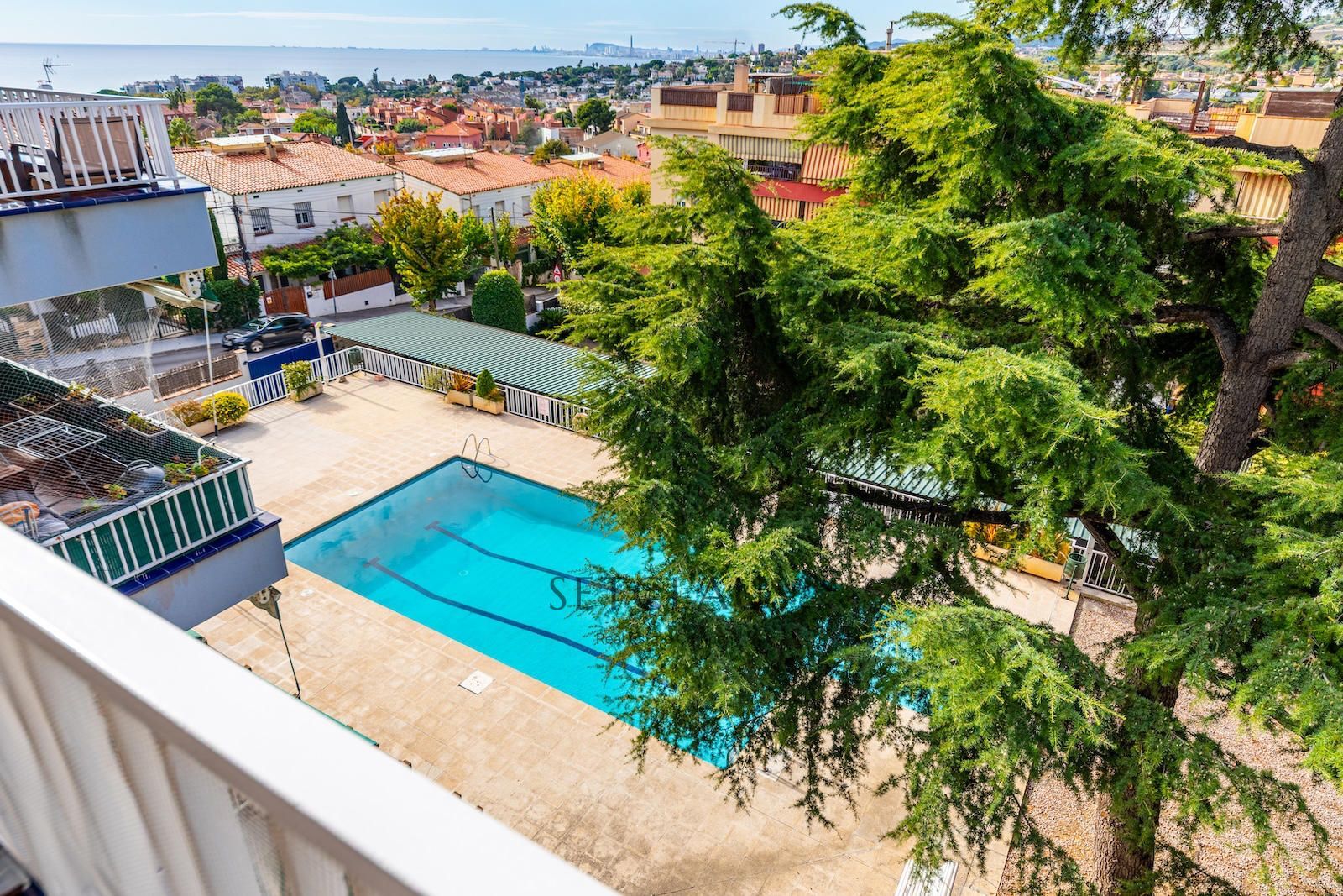 Inmueble Renovated apartment with 3 double bedrooms, unobstructed views, communal area and garage foto 23