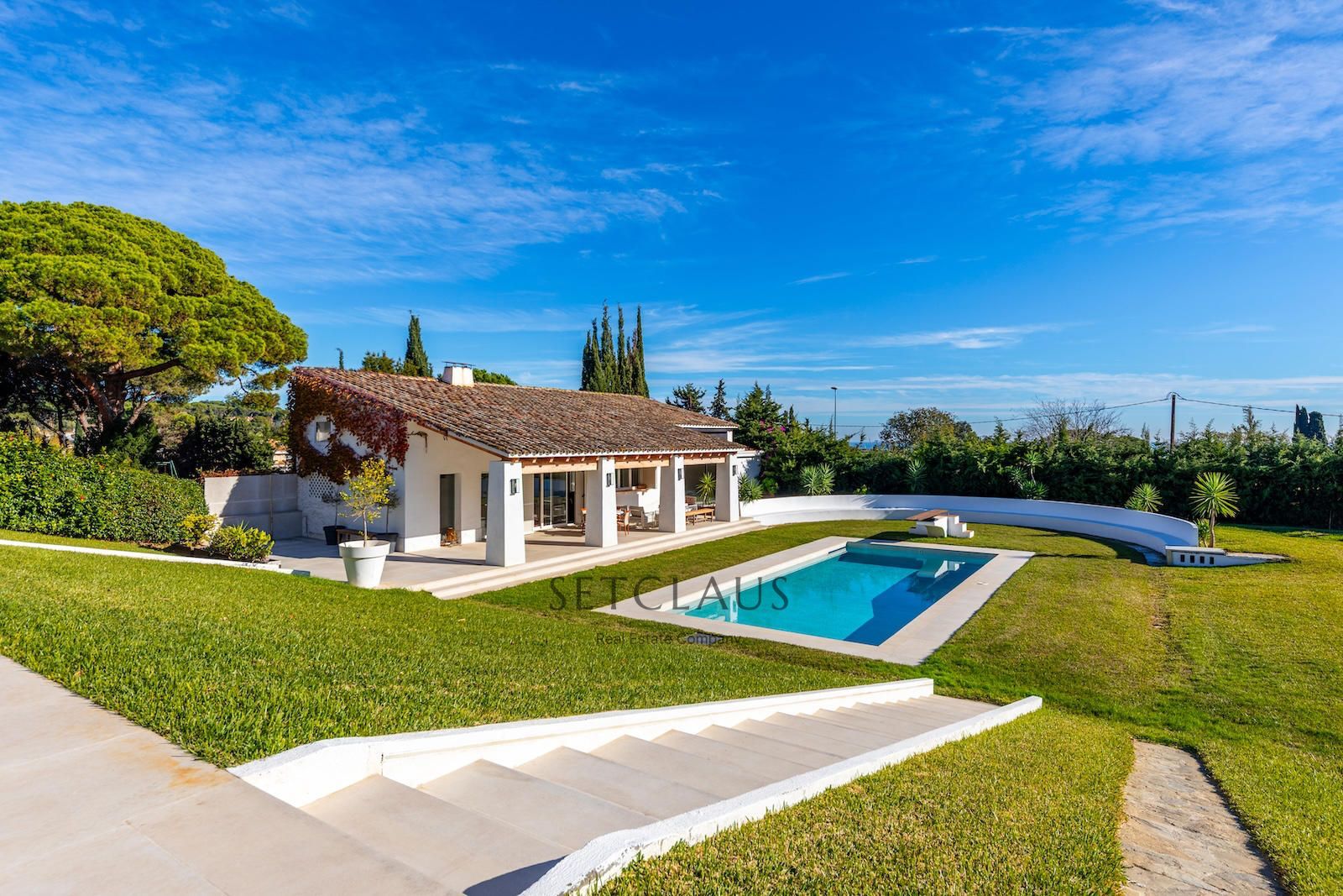 Inmueble Chalet independiente, con gran parcela, vistas y casa de invitados foto 2