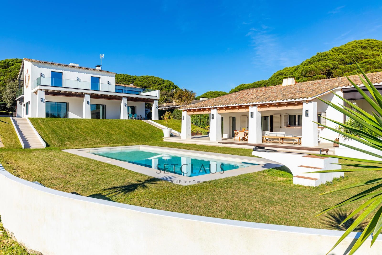 Inmueble Chalet independiente, con gran parcela, vistas y casa de invitados foto 1