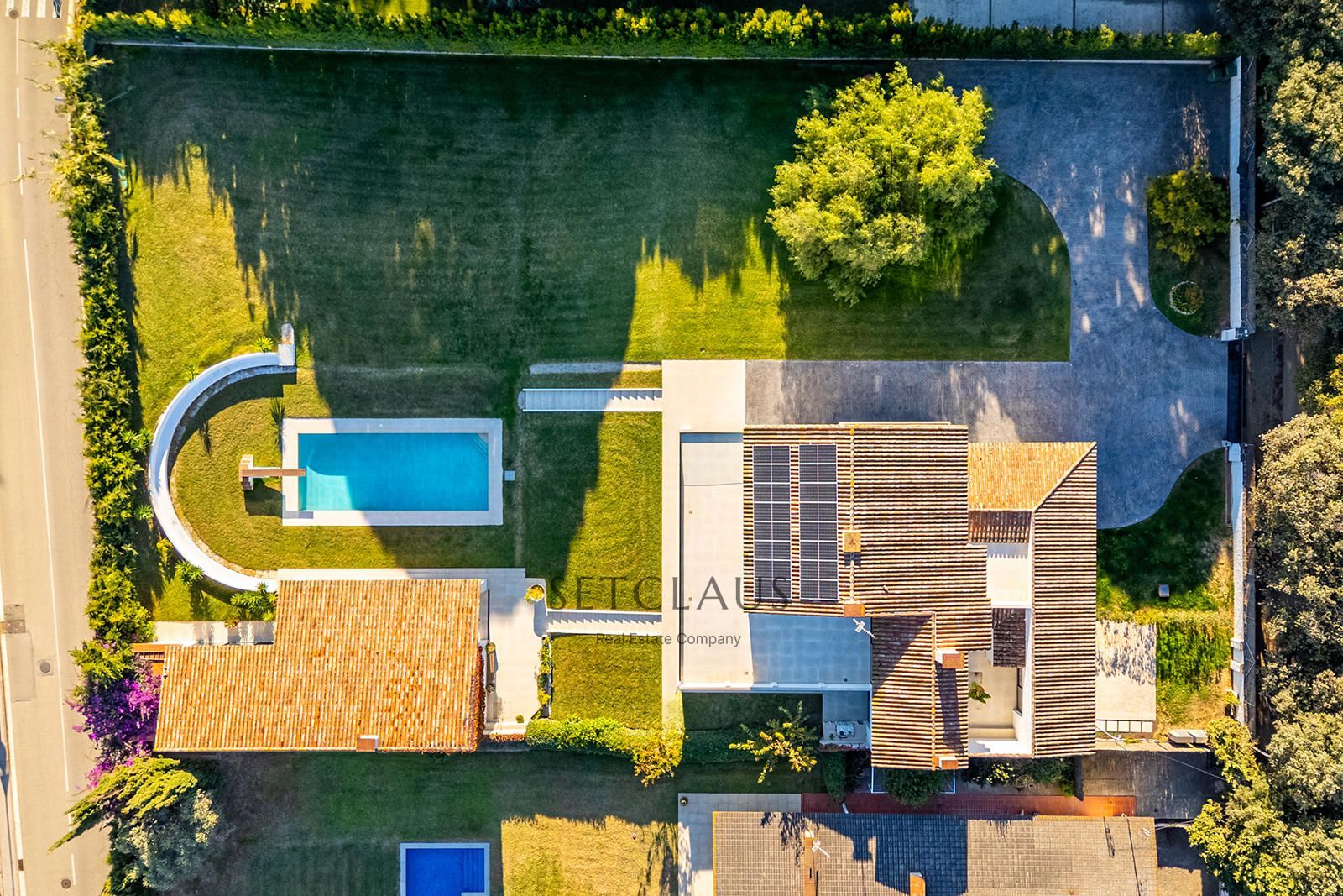 Inmueble Chalet independiente, con gran parcela, vistas y casa de invitados foto 4