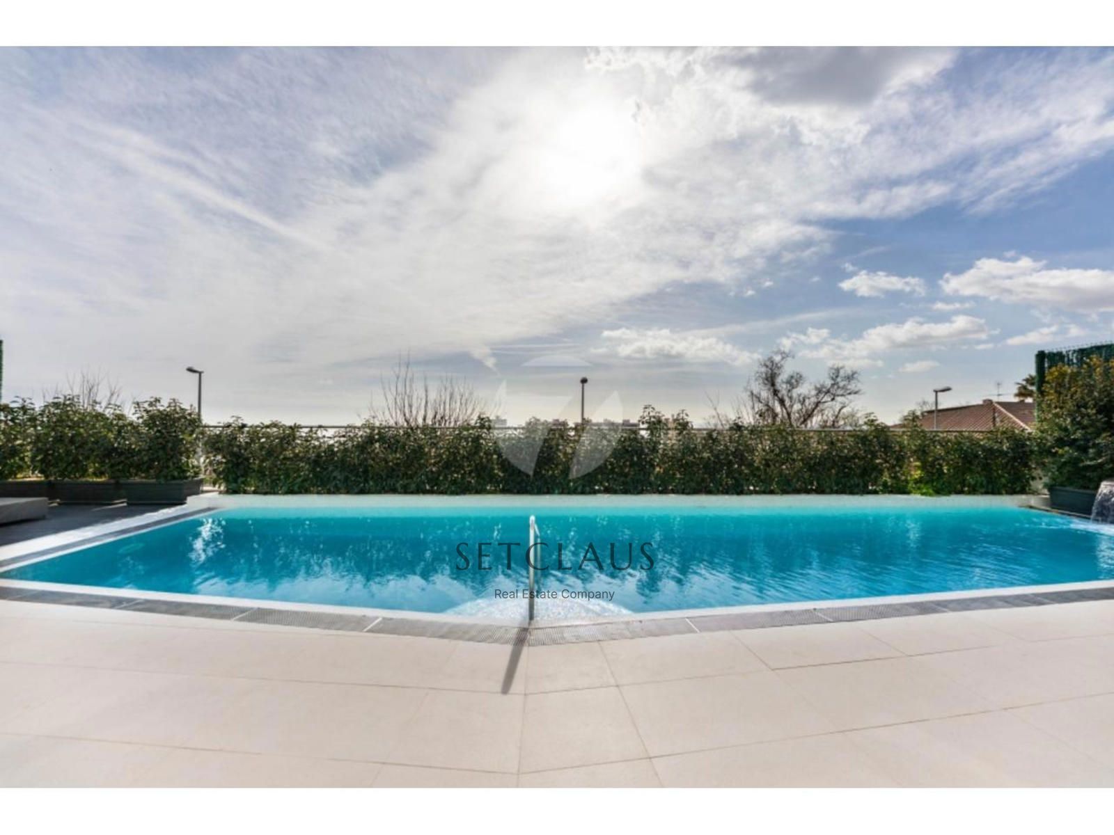 Inmueble Chalet de Diseño y vistas foto 3