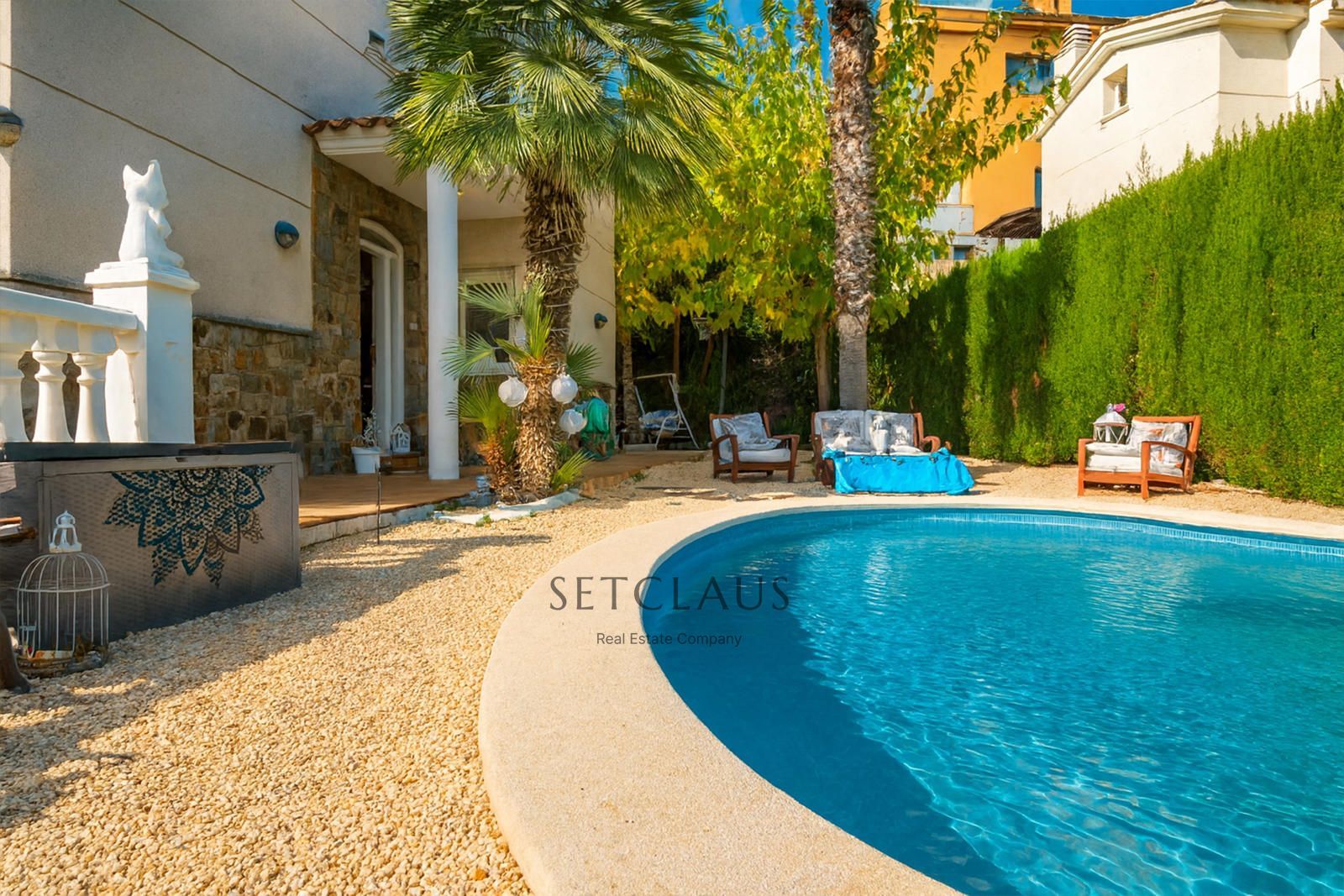 Inmueble Adosado con vistas, buhardilla y piscina privada en Tiana foto 7