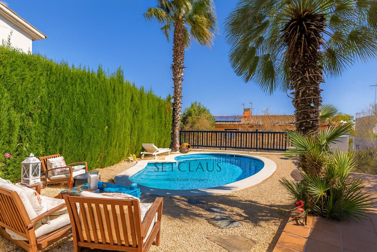 Inmueble Adosado con vistas, buhardilla y piscina privada en Tiana foto 1