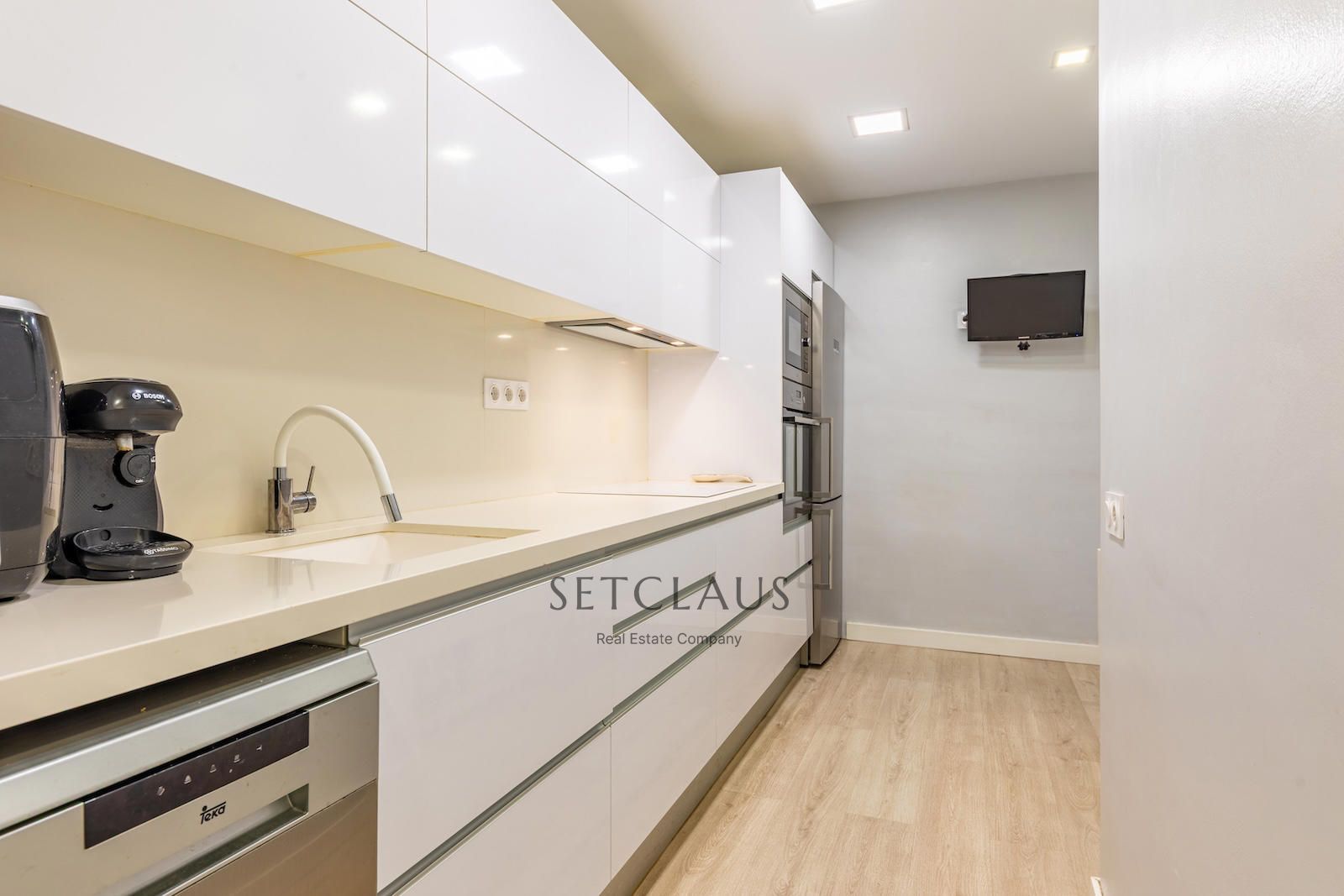 Inmueble Piso luminoso reformado con 3 habitaciones en Provençals del Poblenou foto 10