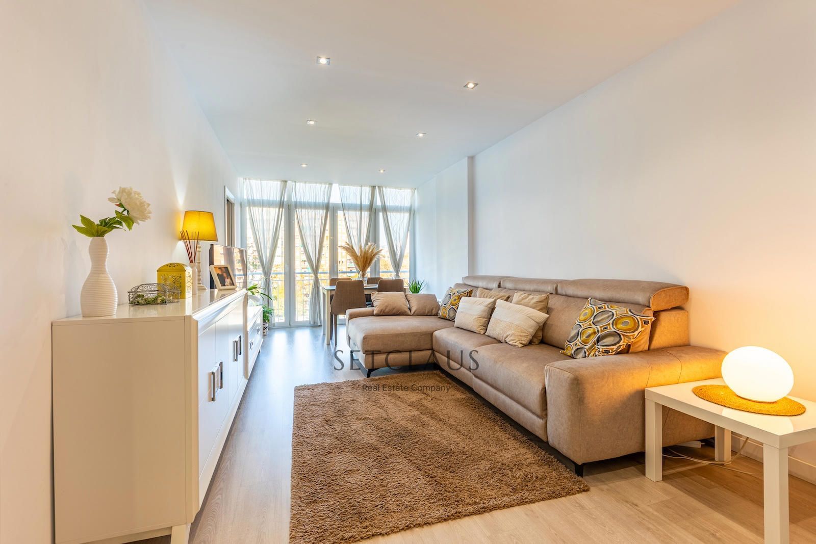 Inmueble Piso luminoso reformado con 3 habitaciones en Provençals del Poblenou foto 3