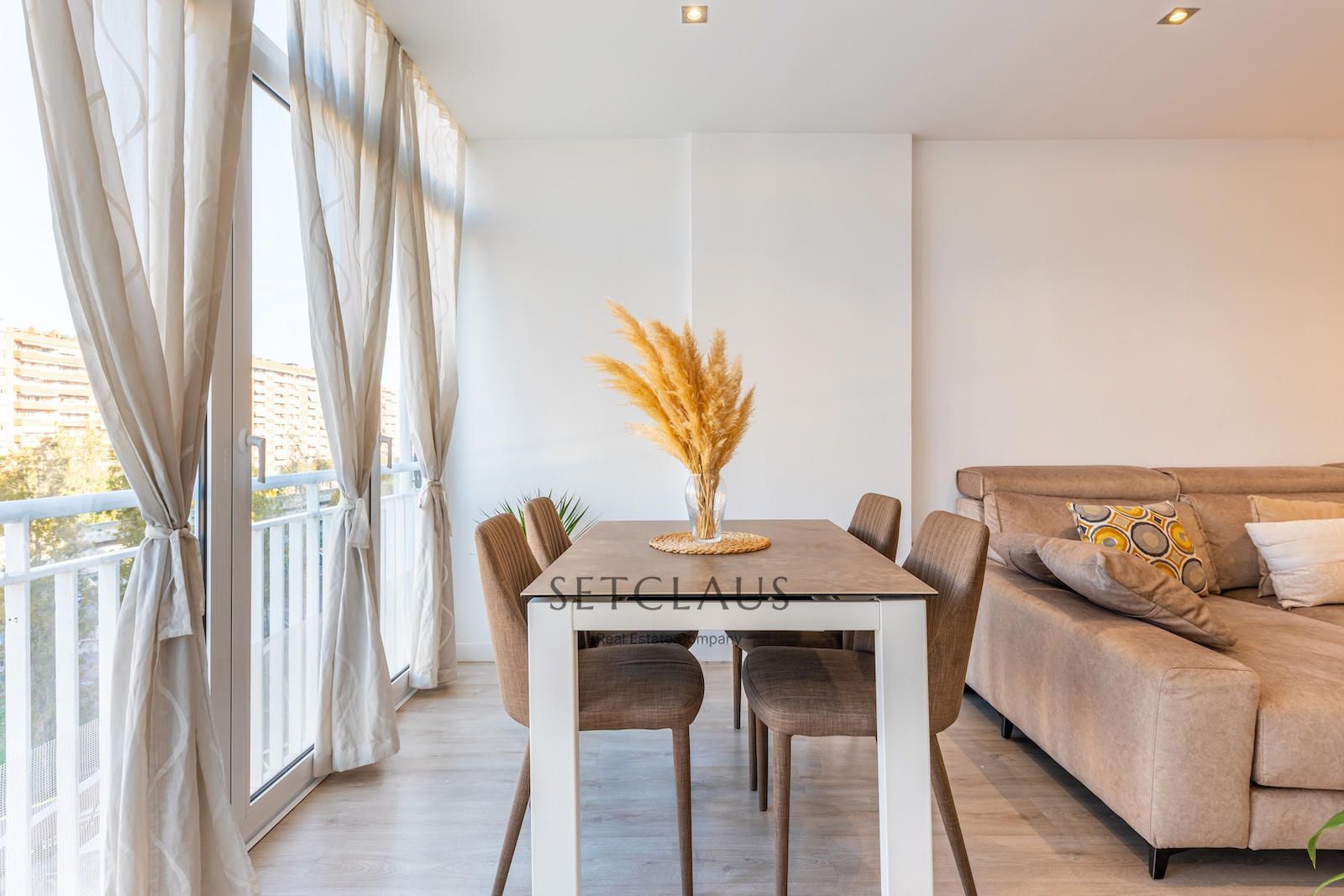 Inmueble Piso luminoso reformado con 3 habitaciones en Provençals del Poblenou foto 5