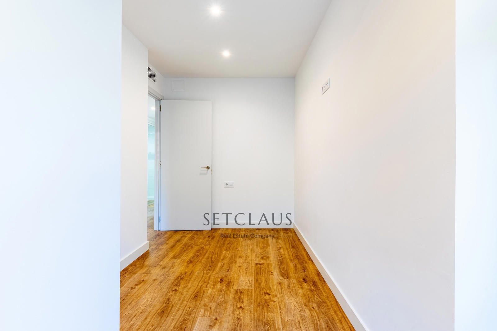 Comprar Piso recien reformado con terraza foto 16