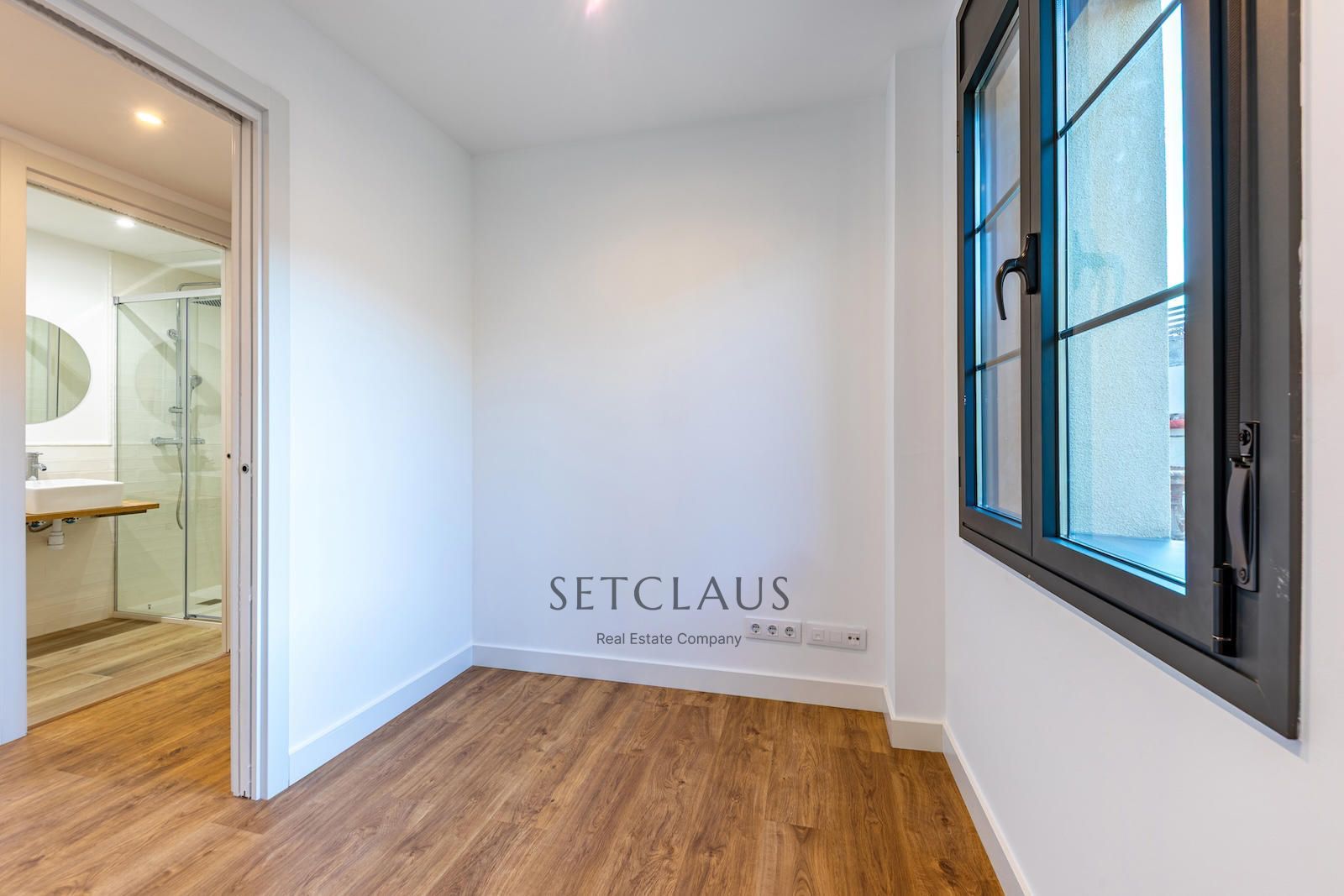 Comprar Piso recien reformado con terraza foto 18