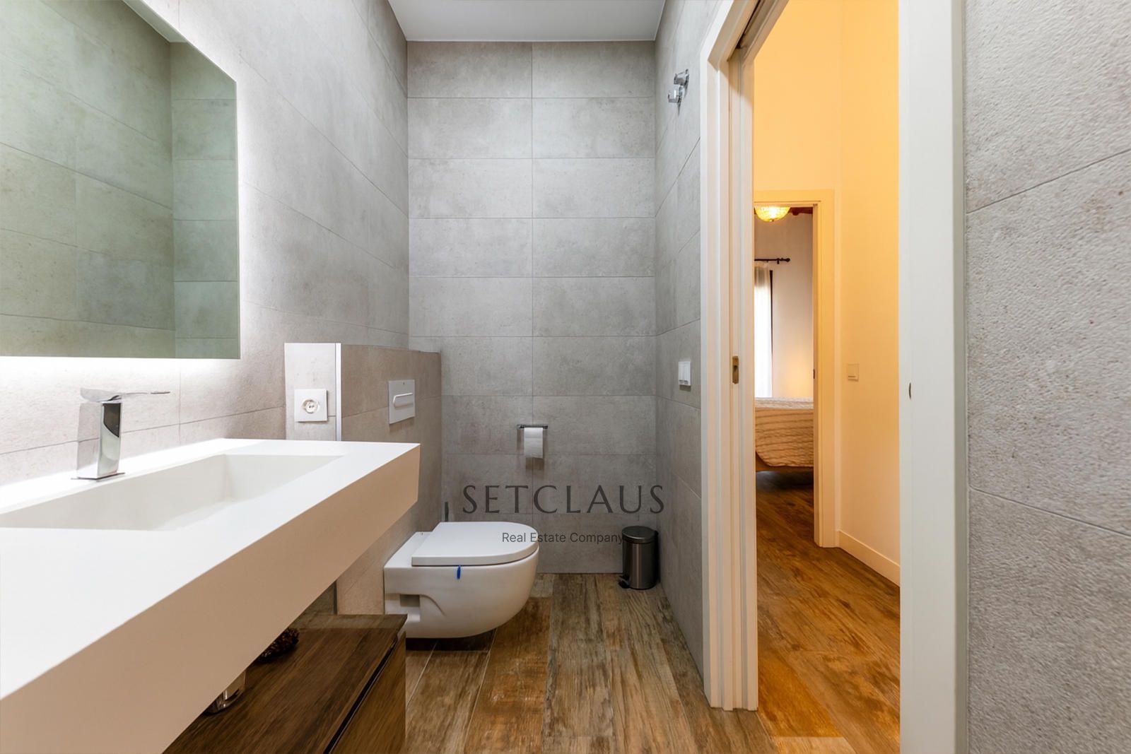 Inmueble Casa adosada de pueblo rehabilitada en 2018 con piscina salada en el centro de Mataró foto 27